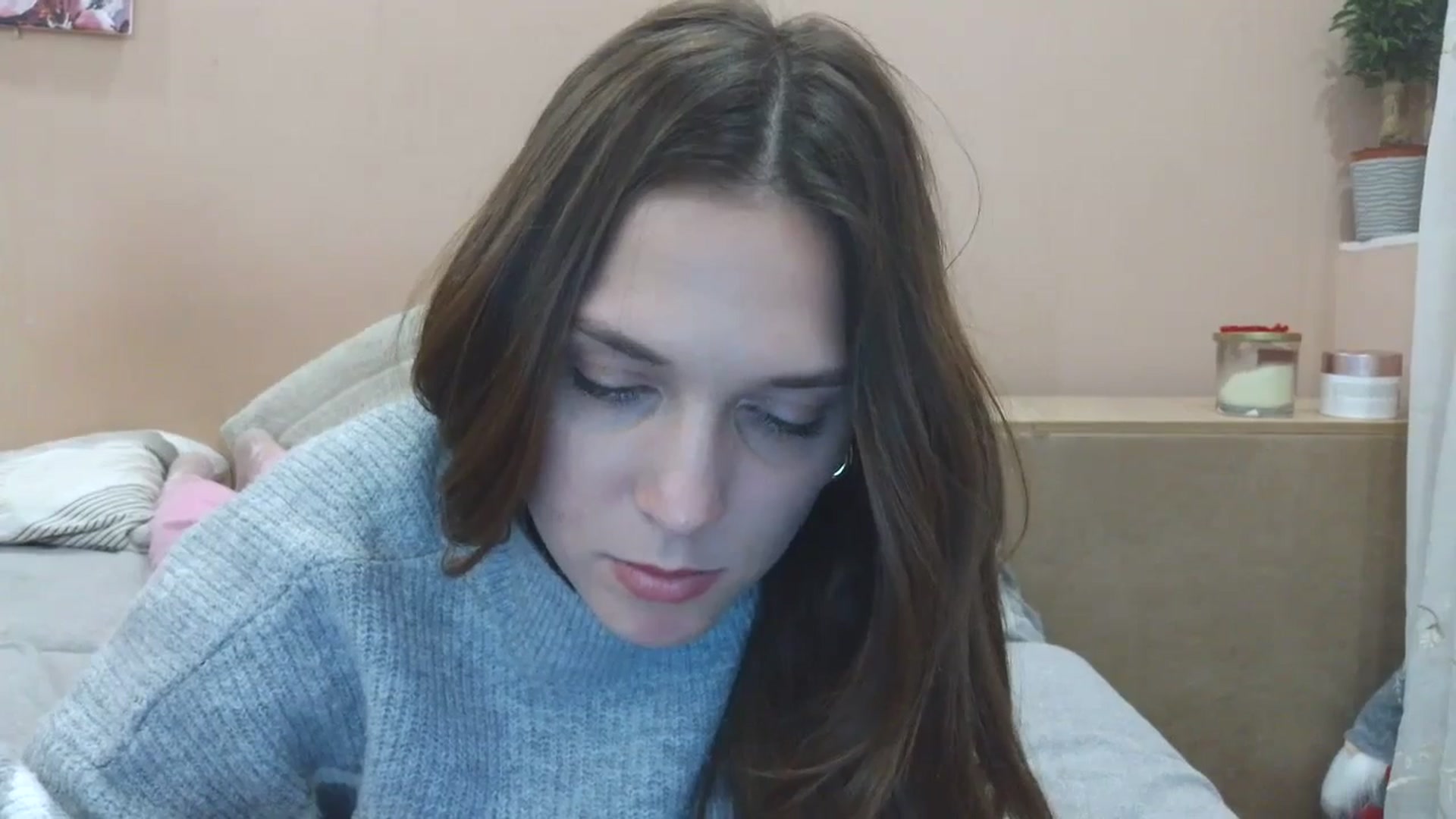 Gallery image thumbnail from HaleyReed's myfreecams stream on, 04/07/2025, 15:53 image 8 of 20