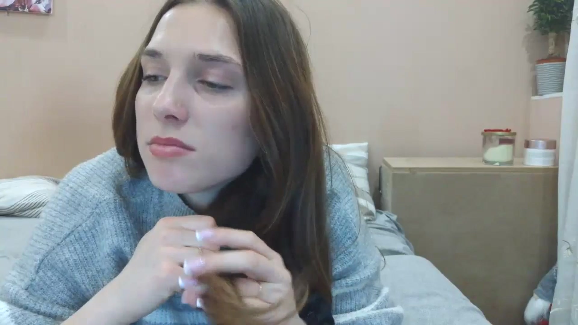 Gallery image thumbnail from HaleyReed's myfreecams stream on, 04/07/2025, 15:53 image 5 of 20