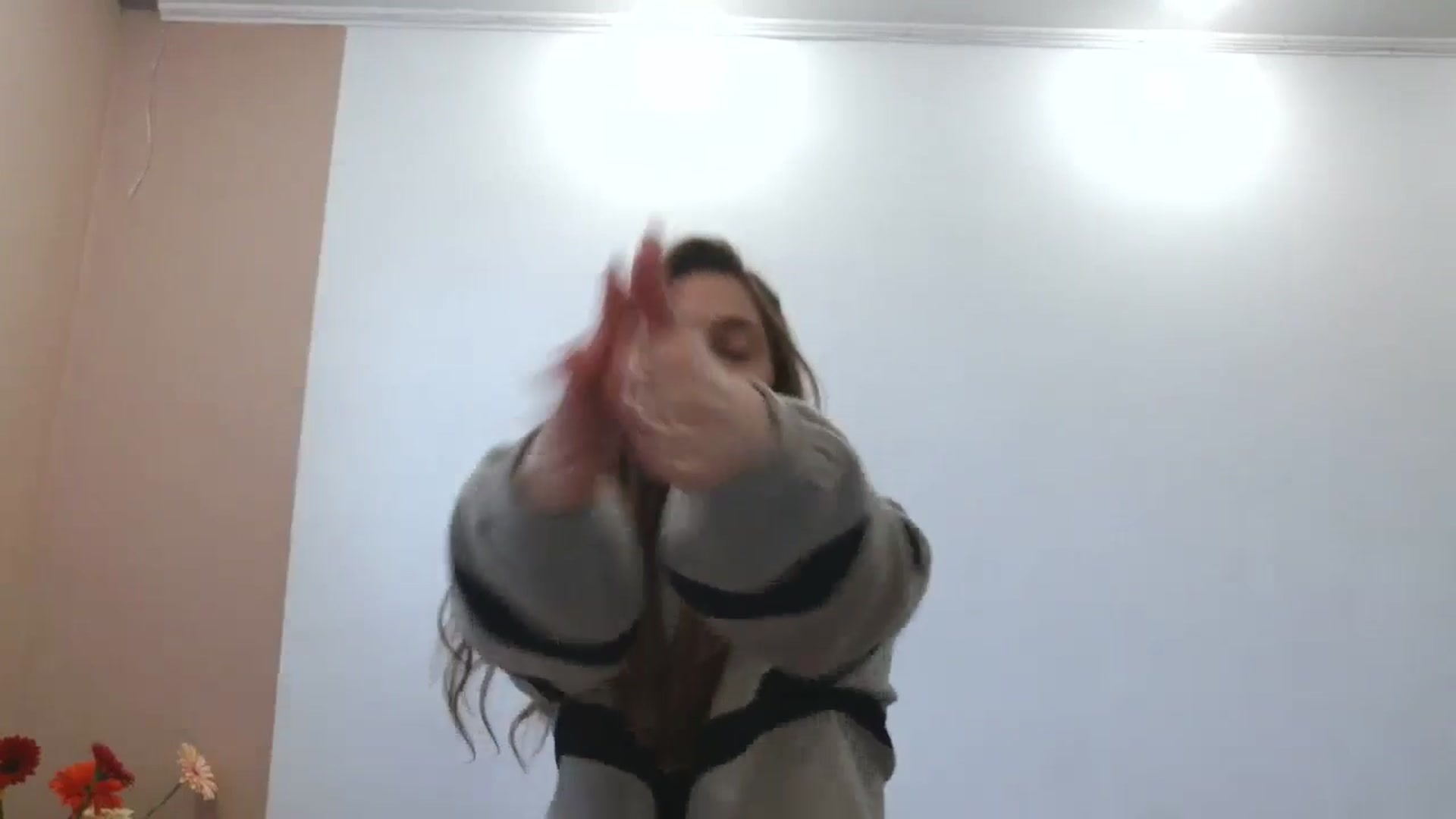 Gallery image thumbnail from HaleyReed's myfreecams stream on, 04/09/2025, 12:17 image 20 of 20