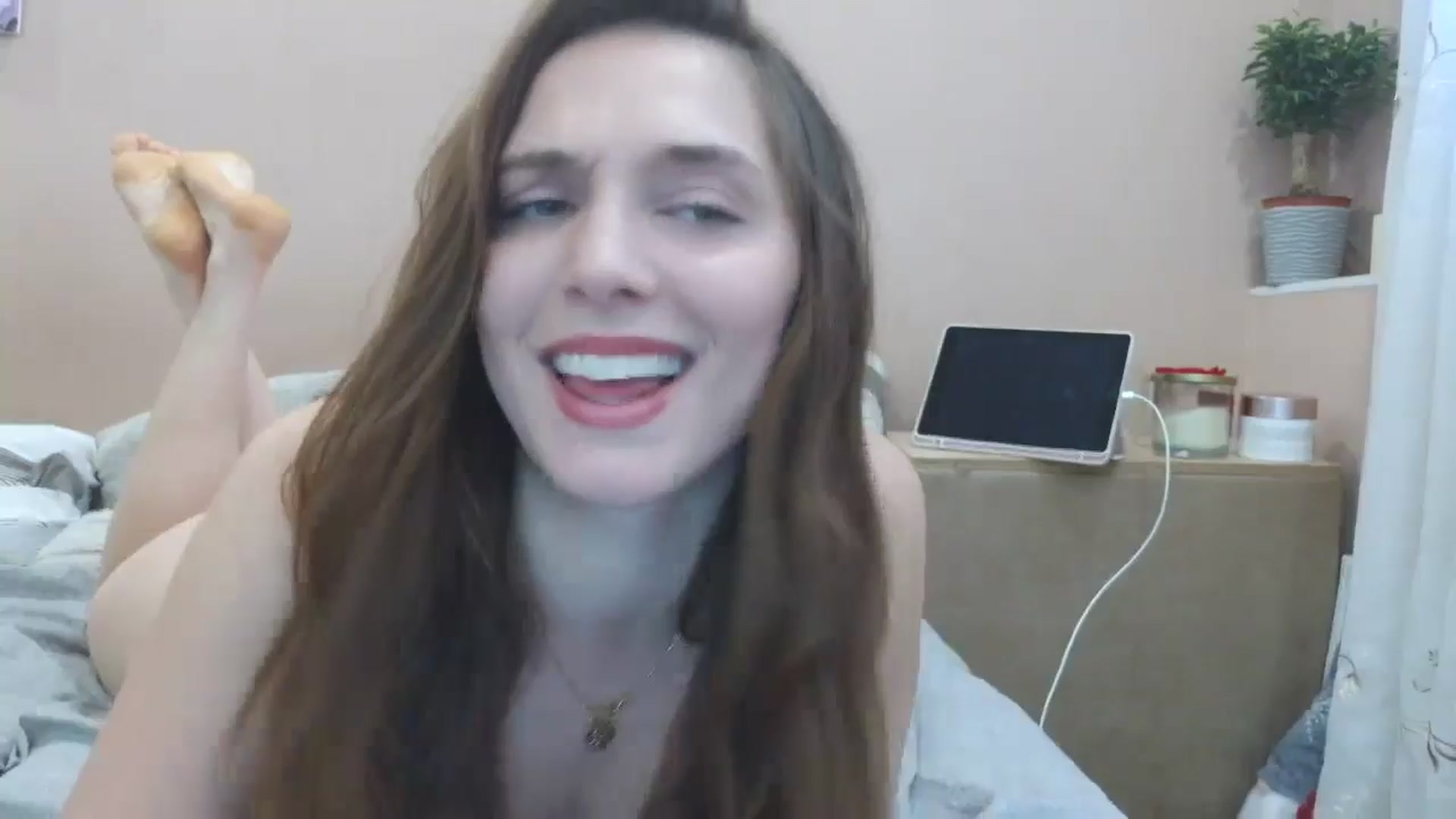 Gallery image thumbnail from HaleyReed's myfreecams stream on, 04/09/2025, 13:23 image 3 of 20