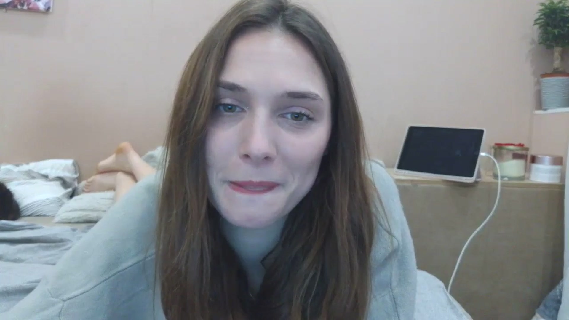 Gallery image thumbnail from HaleyReed's myfreecams stream on, 04/09/2025, 14:16 image 2 of 20