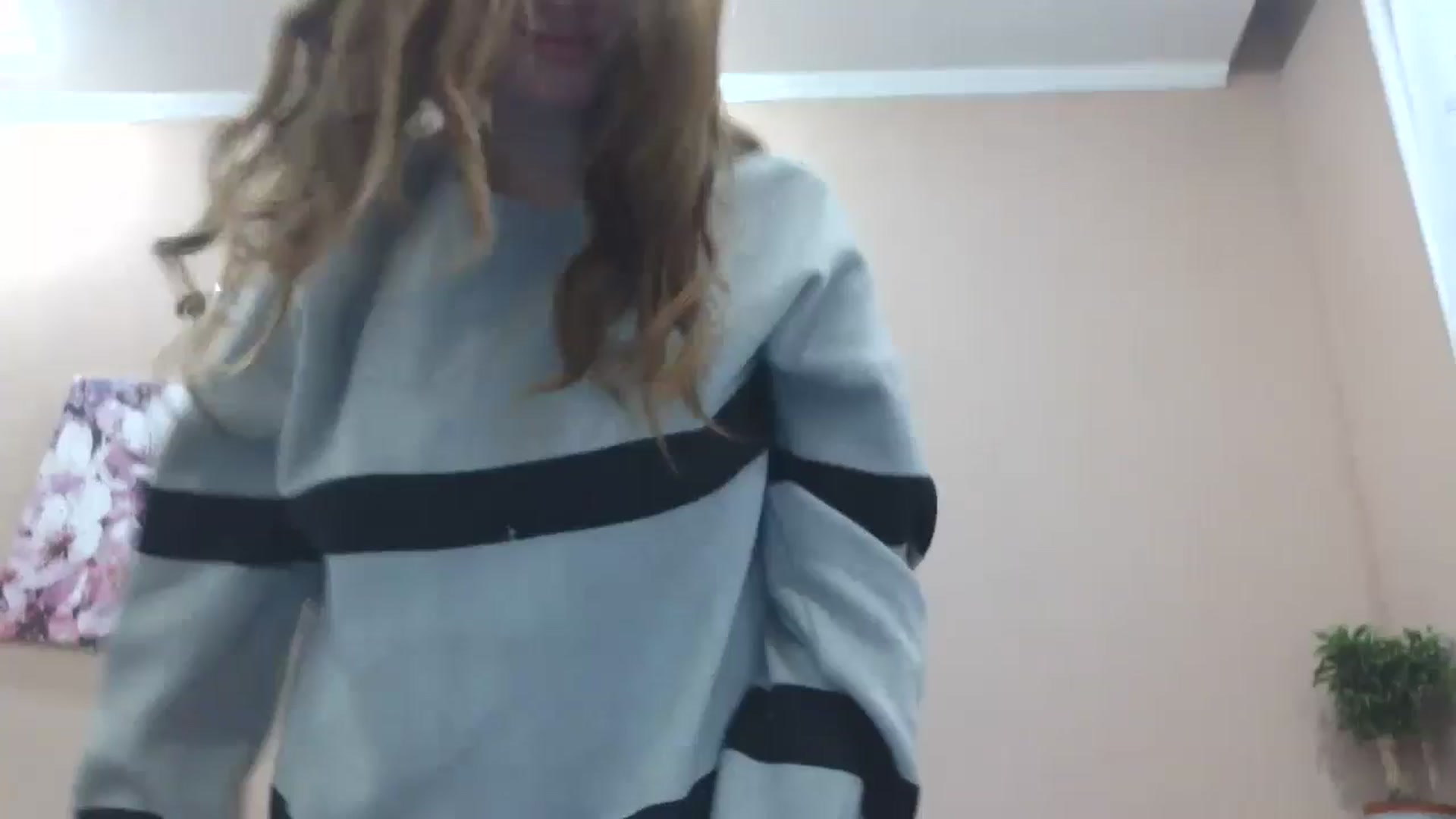 Gallery image thumbnail from HaleyReed's myfreecams stream on, 04/09/2025, 15:53 image 1 of 20