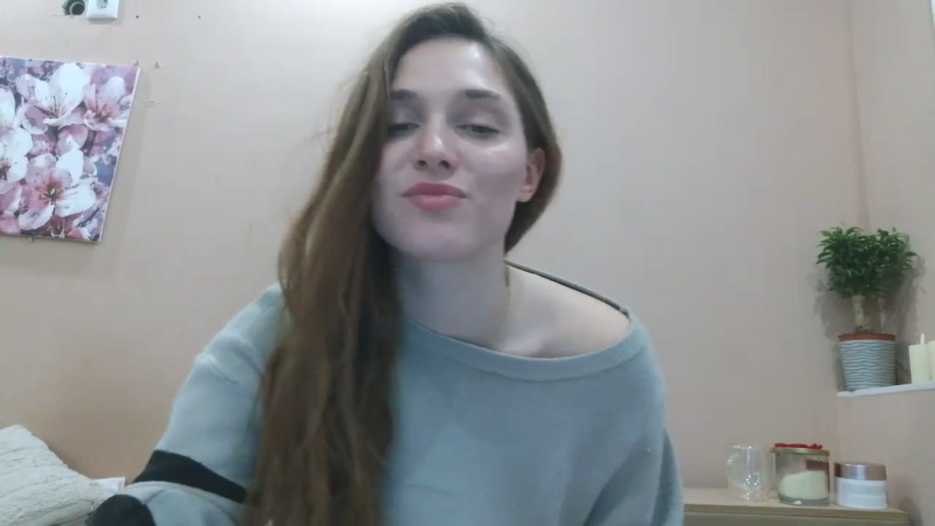 Gallery image thumbnail from HaleyReed's myfreecams stream on, 04/09/2025, 15:53 image 18 of 20