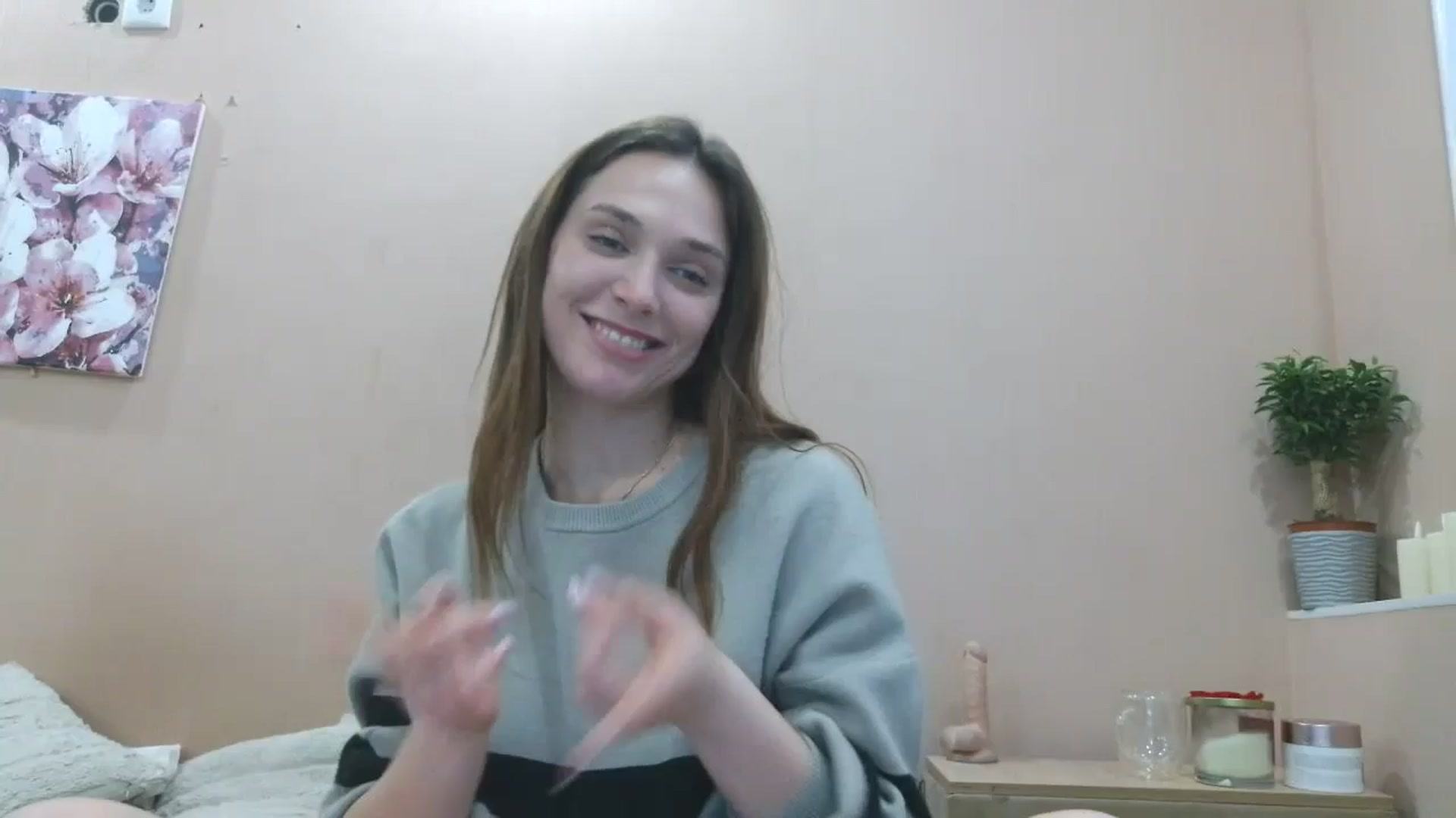 Gallery image thumbnail from HaleyReed's myfreecams stream on, 04/09/2025, 15:53 image 13 of 20