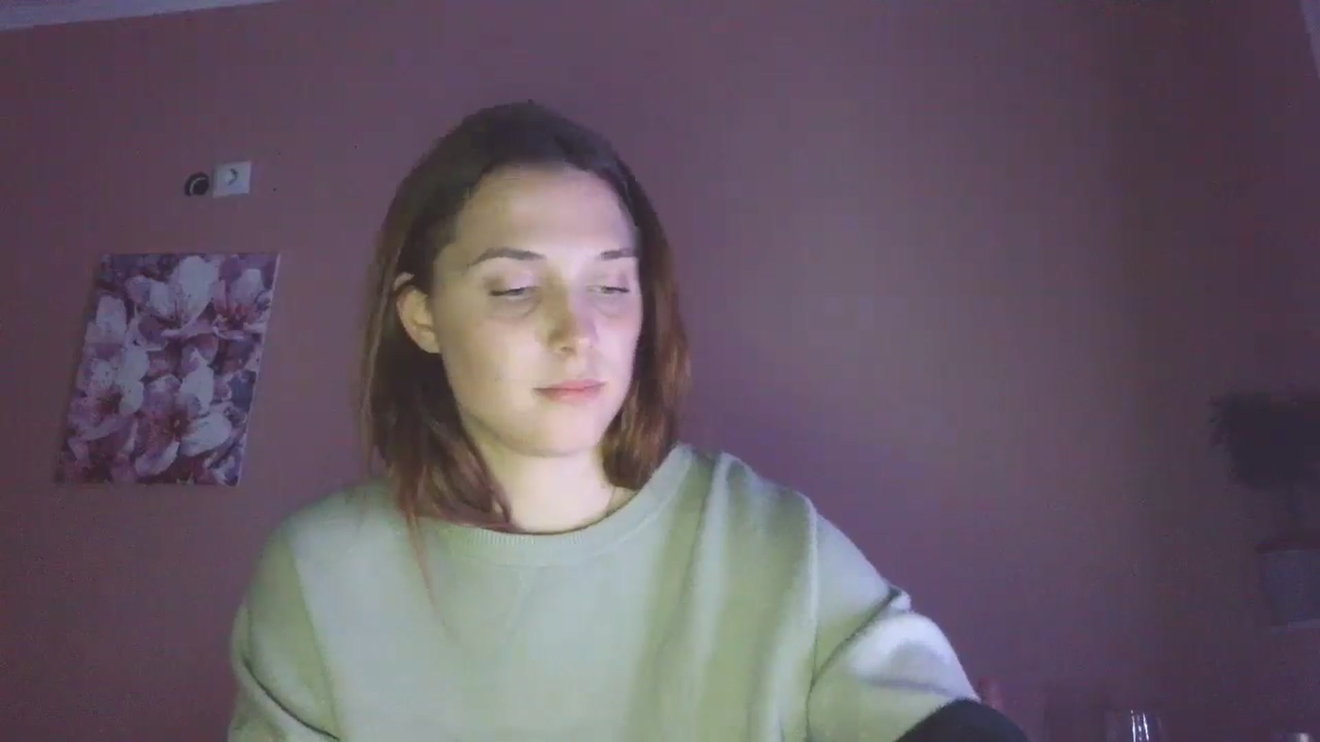 Gallery image thumbnail from HaleyReed's myfreecams stream on, 04/09/2025, 17:09 image 3 of 20