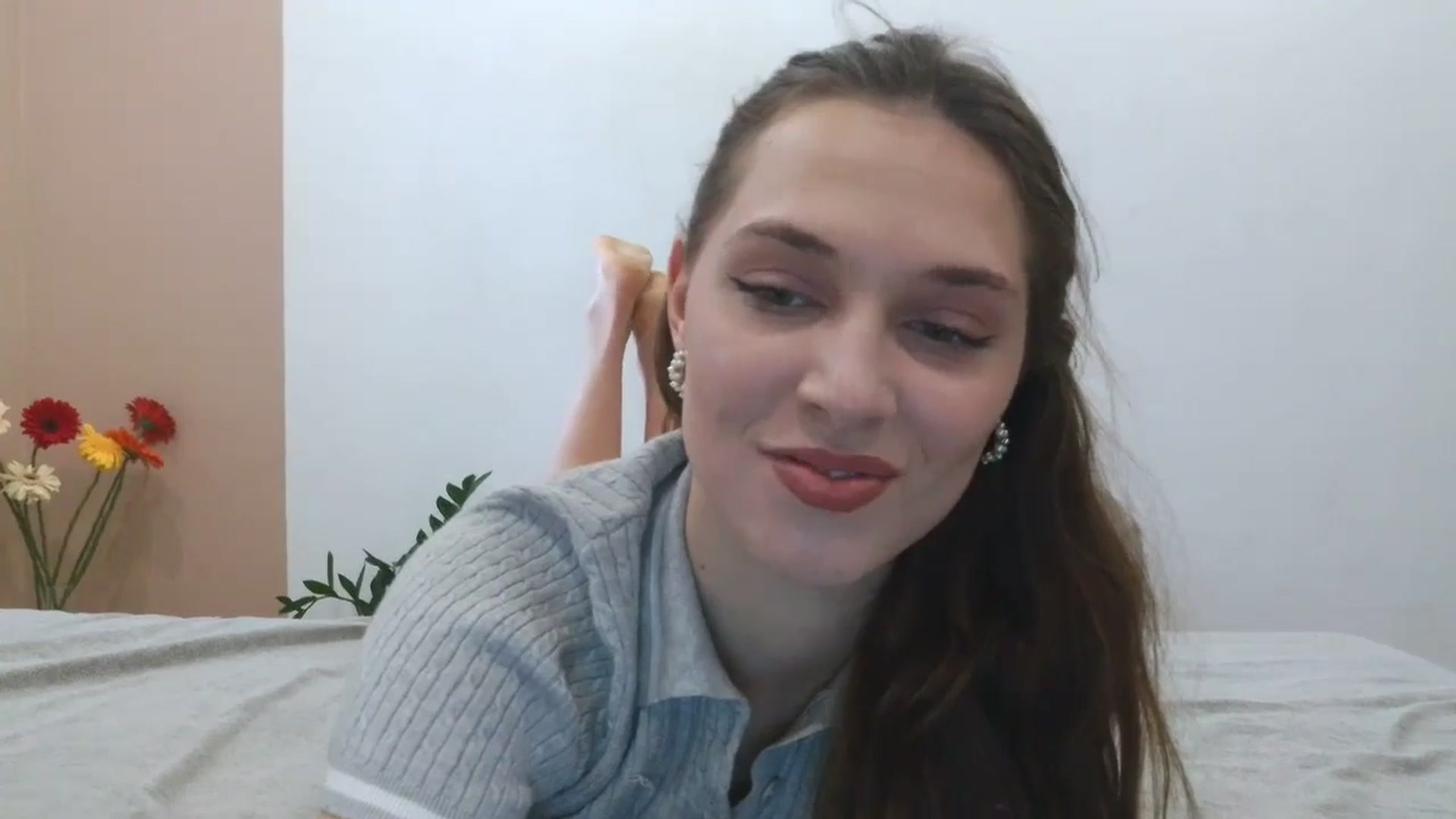 Gallery image thumbnail from HaleyReed's myfreecams stream on, 04/10/2025, 12:51 image 4 of 20