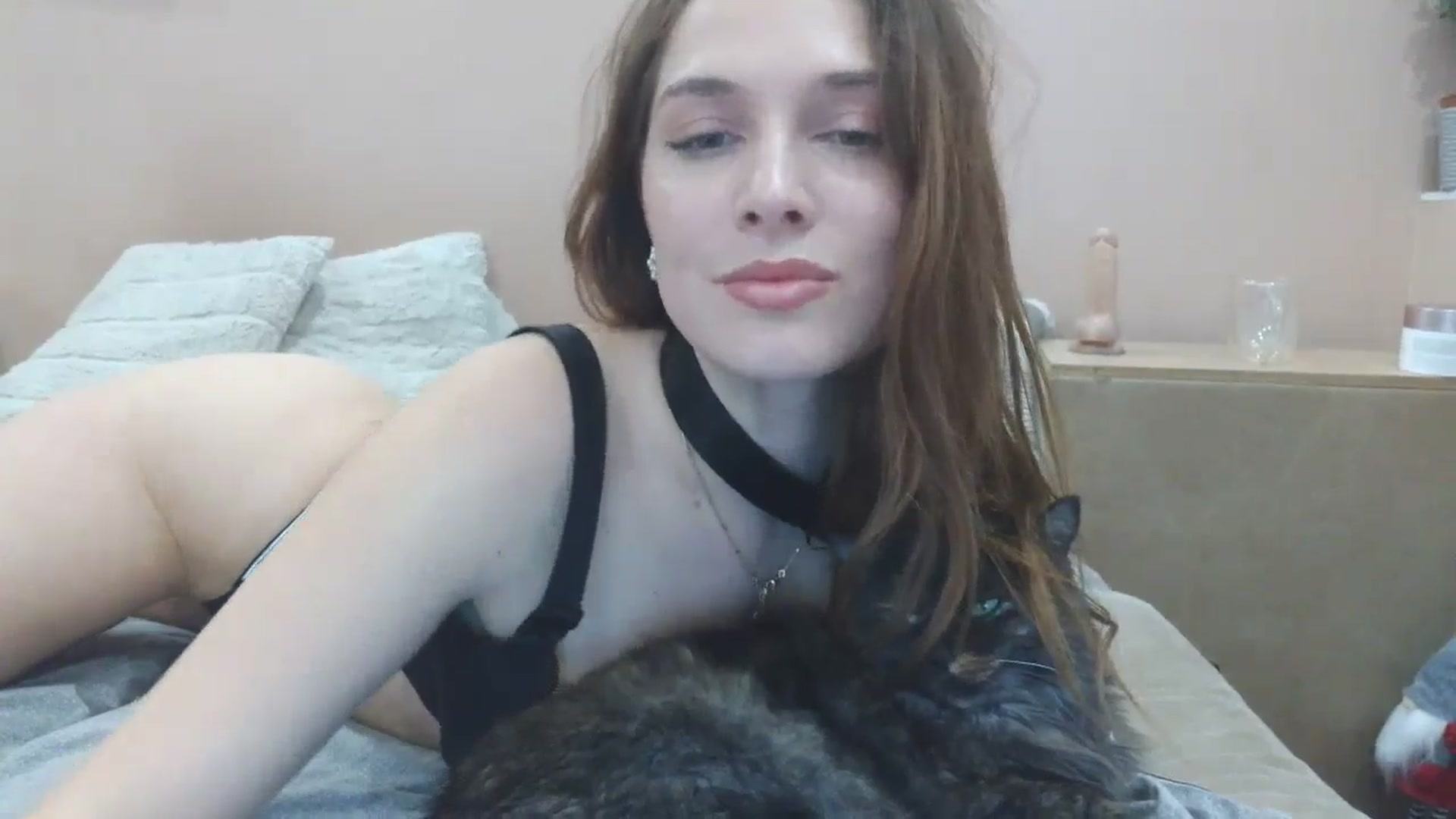 Gallery image thumbnail from HaleyReed's myfreecams stream on, 04/10/2025, 13:45 image 7 of 20