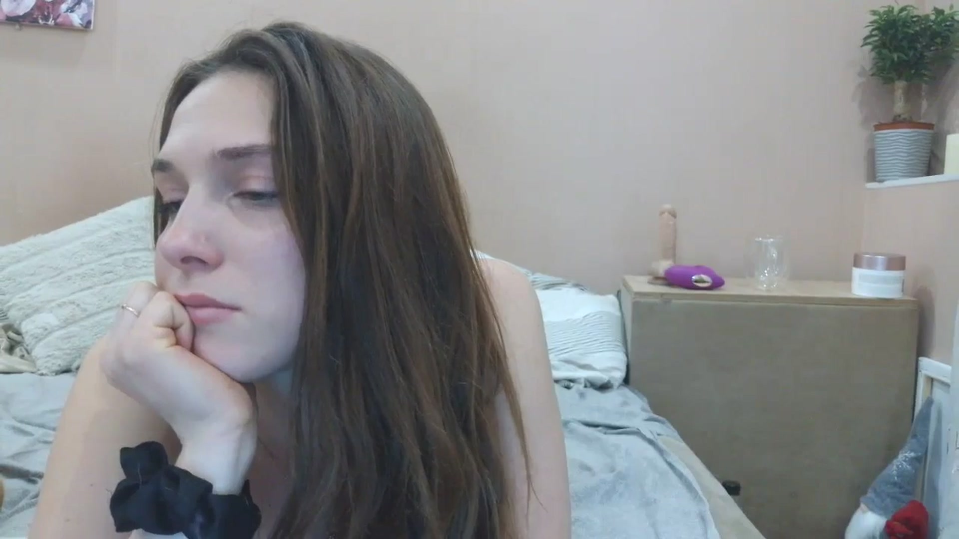 Gallery image thumbnail from HaleyReed's myfreecams stream on, 04/10/2025, 15:04 image 19 of 20