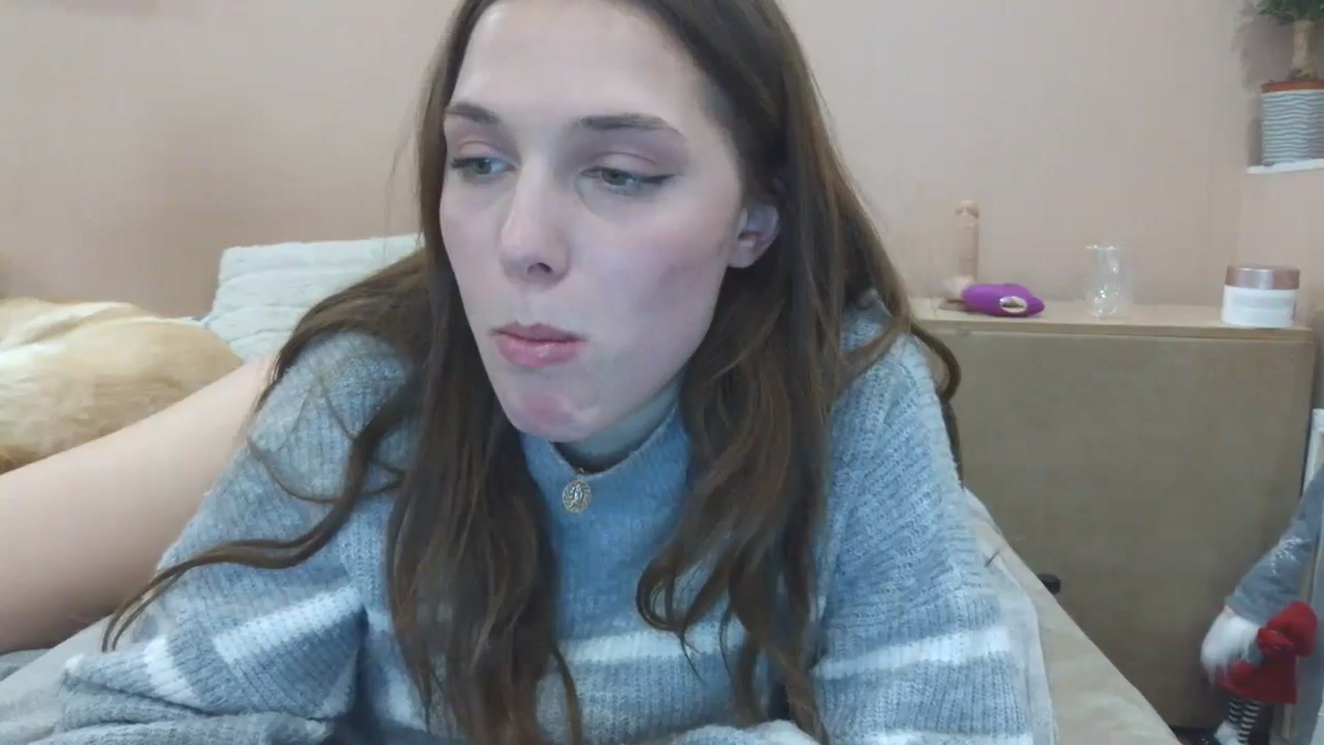 Gallery image thumbnail from HaleyReed's myfreecams stream on, 04/10/2025, 16:09 image 10 of 20