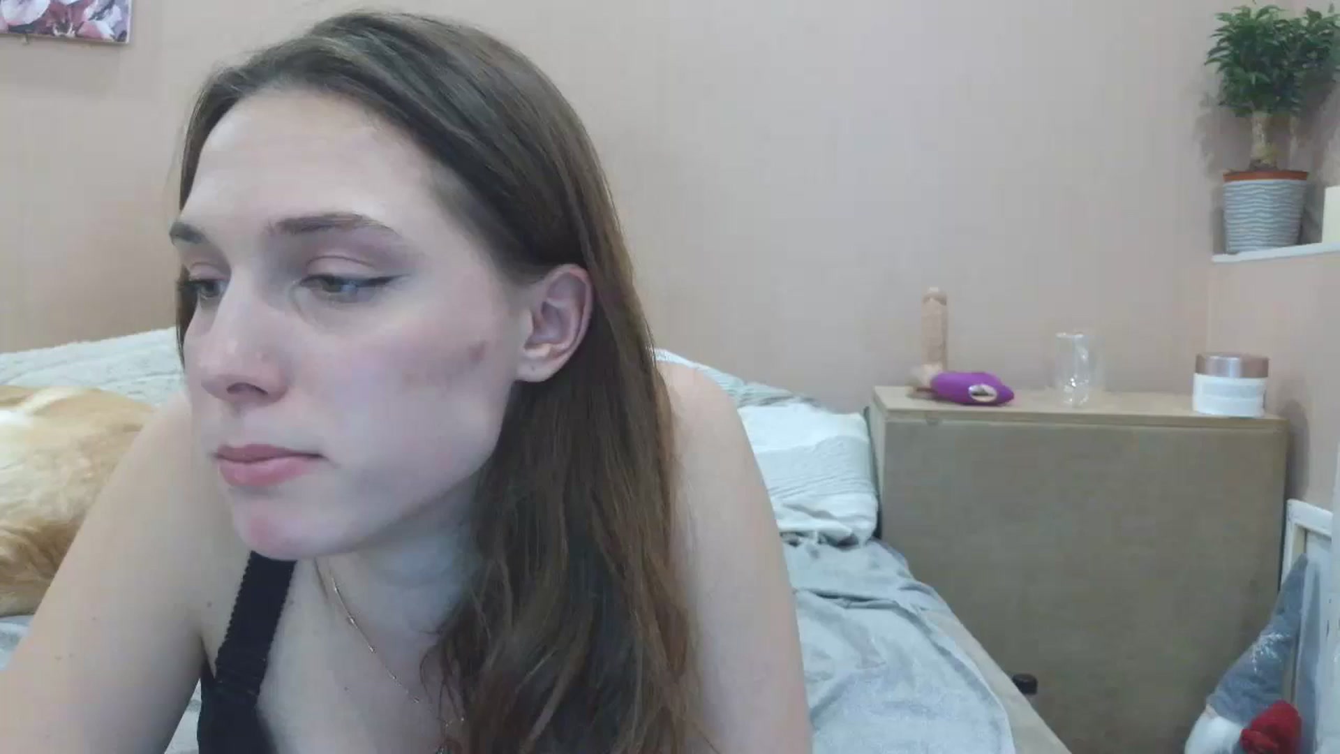 Gallery image thumbnail from HaleyReed's myfreecams stream on, 04/10/2025, 16:09 image 1 of 20