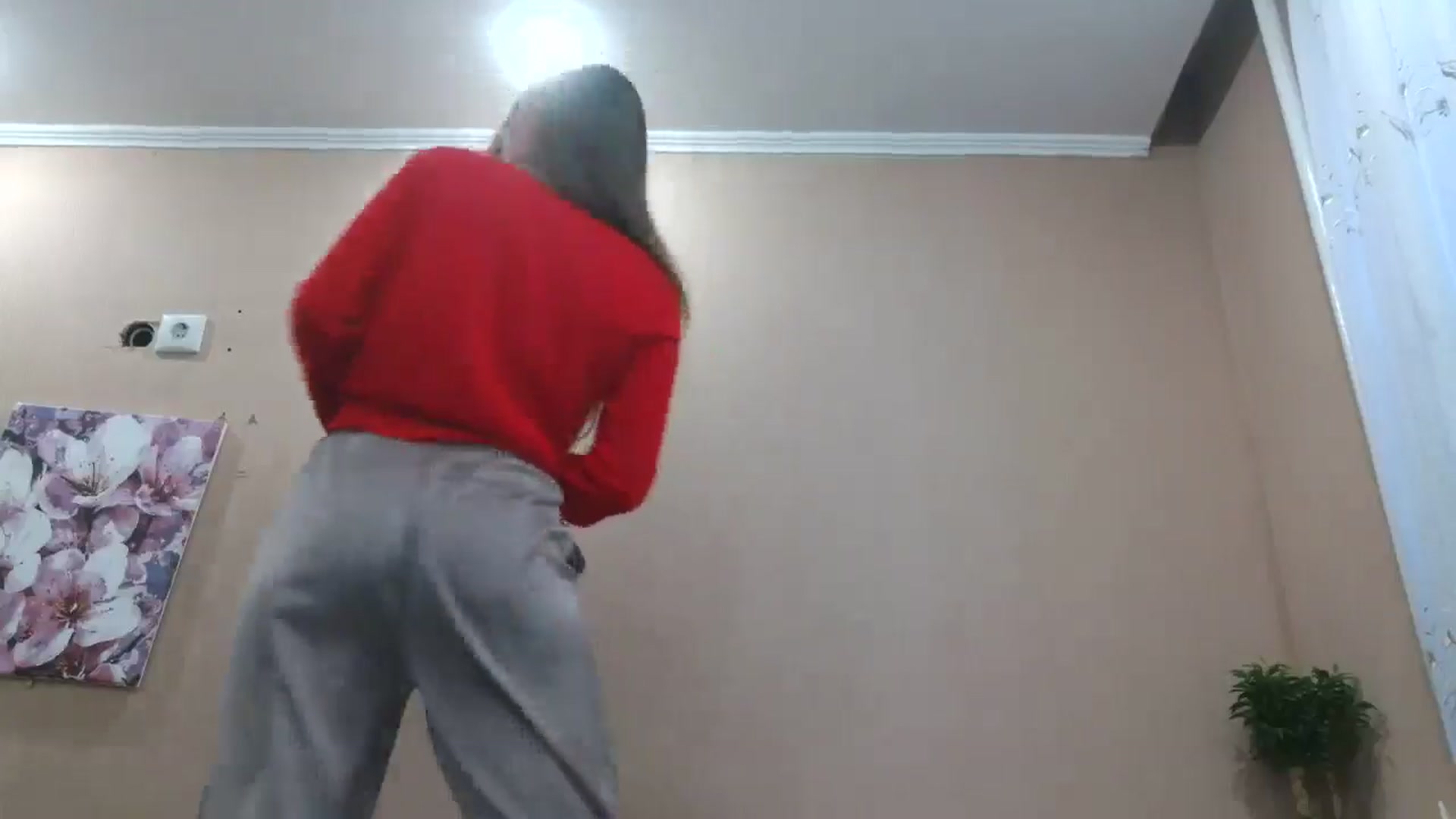 Gallery image thumbnail from HaleyReed's myfreecams stream on, 04/11/2025, 16:21 image 8 of 20