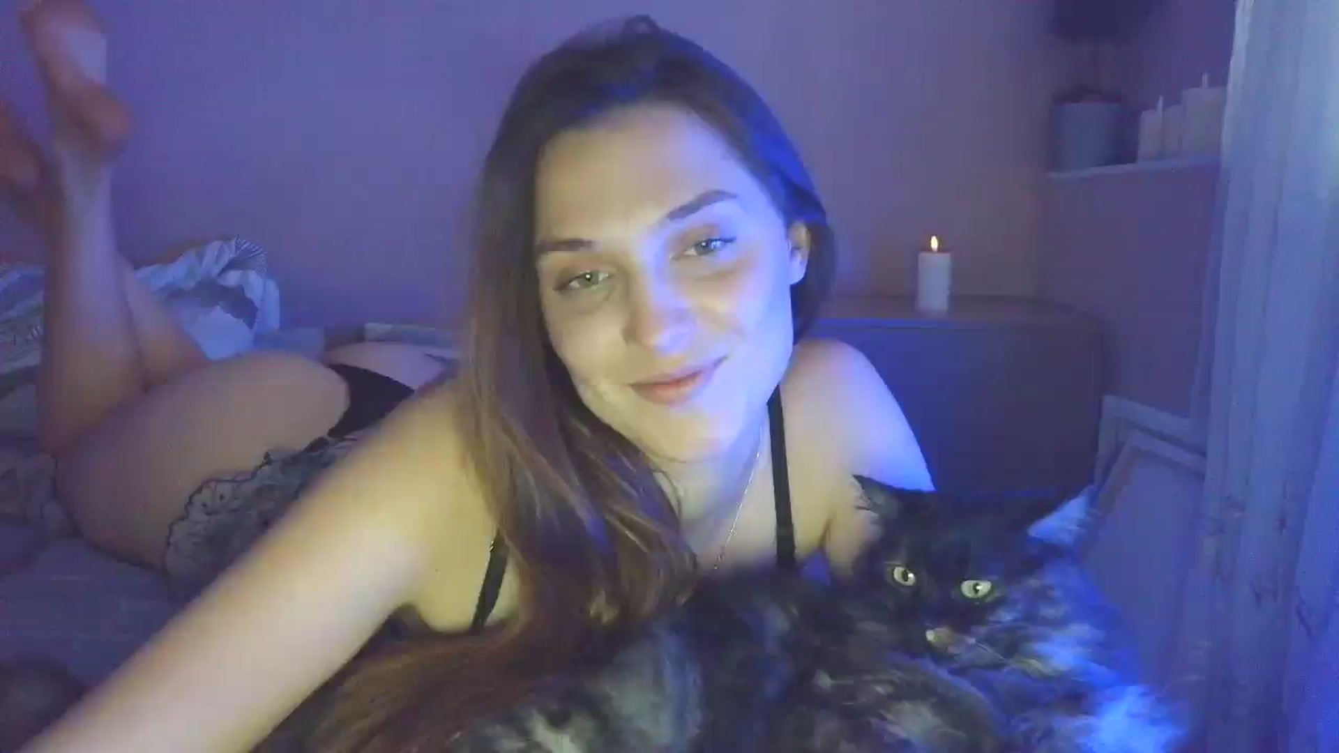 Gallery image thumbnail from HaleyReed's myfreecams stream on, 04/11/2025, 16:21 image 13 of 20