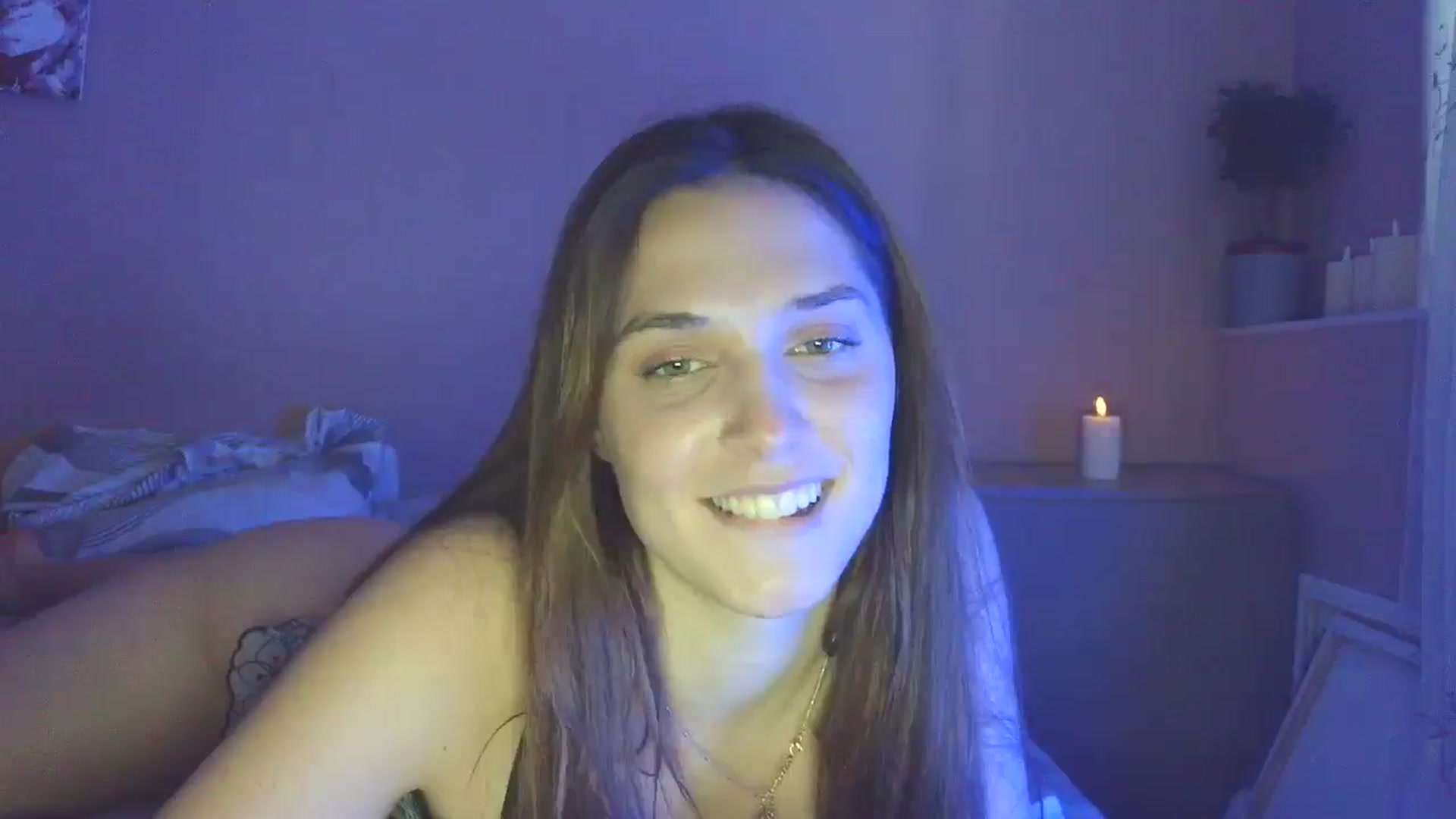 Gallery image thumbnail from HaleyReed's myfreecams stream on, 04/11/2025, 16:21 image 15 of 20