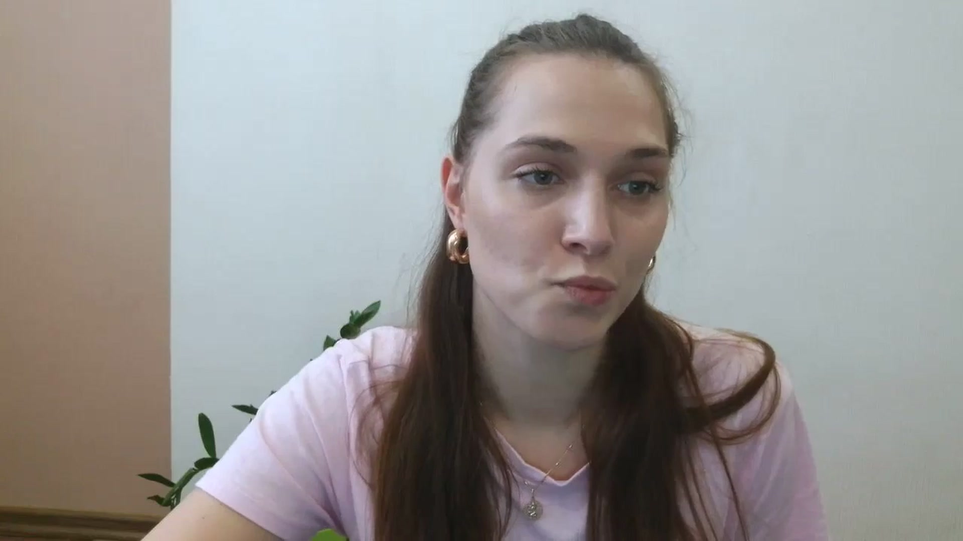 Gallery image thumbnail from HaleyReed's myfreecams stream on, 04/13/2025, 12:03 image 17 of 20