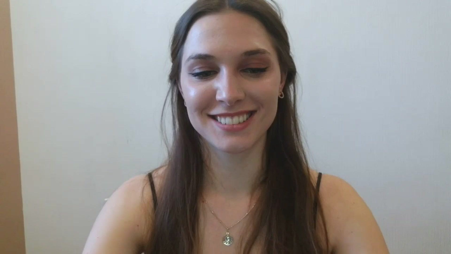Gallery image thumbnail from HaleyReed's myfreecams stream on, 04/15/2025, 10:34 image 20 of 20
