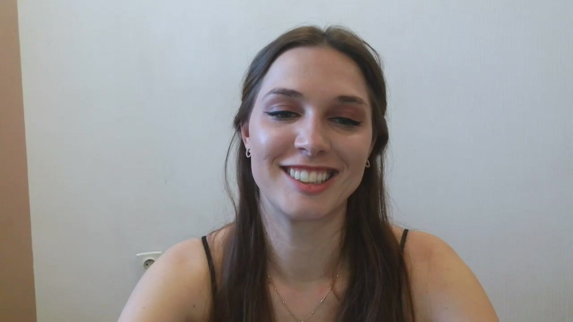 Gallery image thumbnail from HaleyReed's myfreecams stream on, 04/15/2025, 10:34 image 17 of 20
