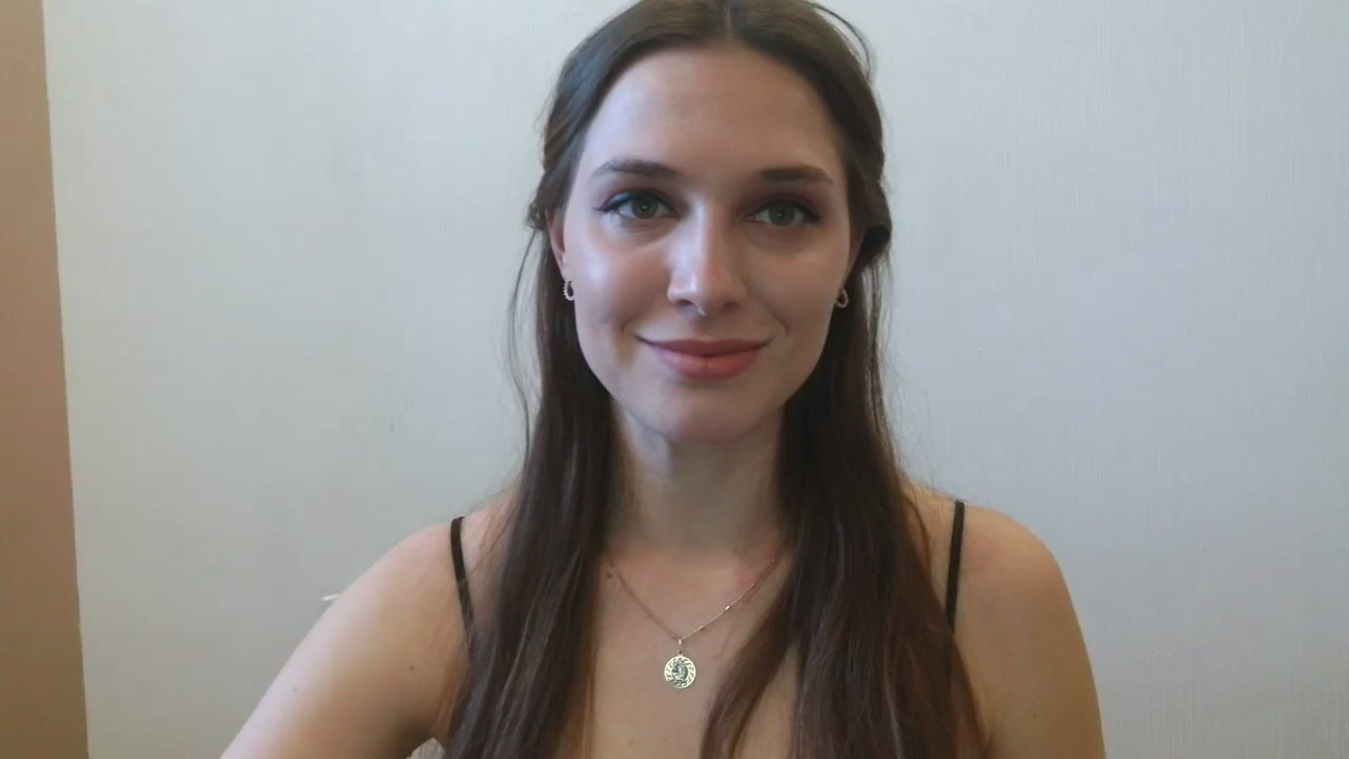 Gallery image thumbnail from HaleyReed's myfreecams stream on, 04/15/2025, 10:34 image 14 of 20