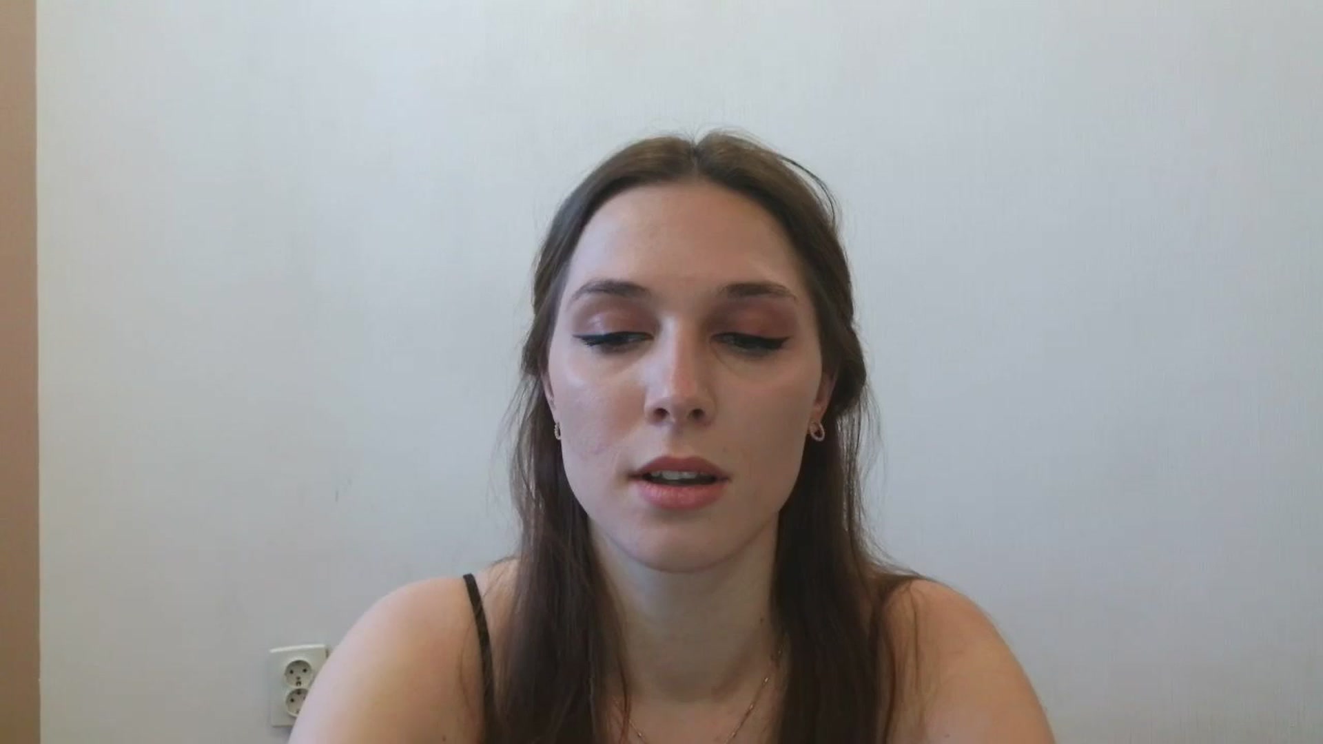 Gallery image thumbnail from HaleyReed's myfreecams stream on, 04/15/2025, 11:00 image 20 of 20