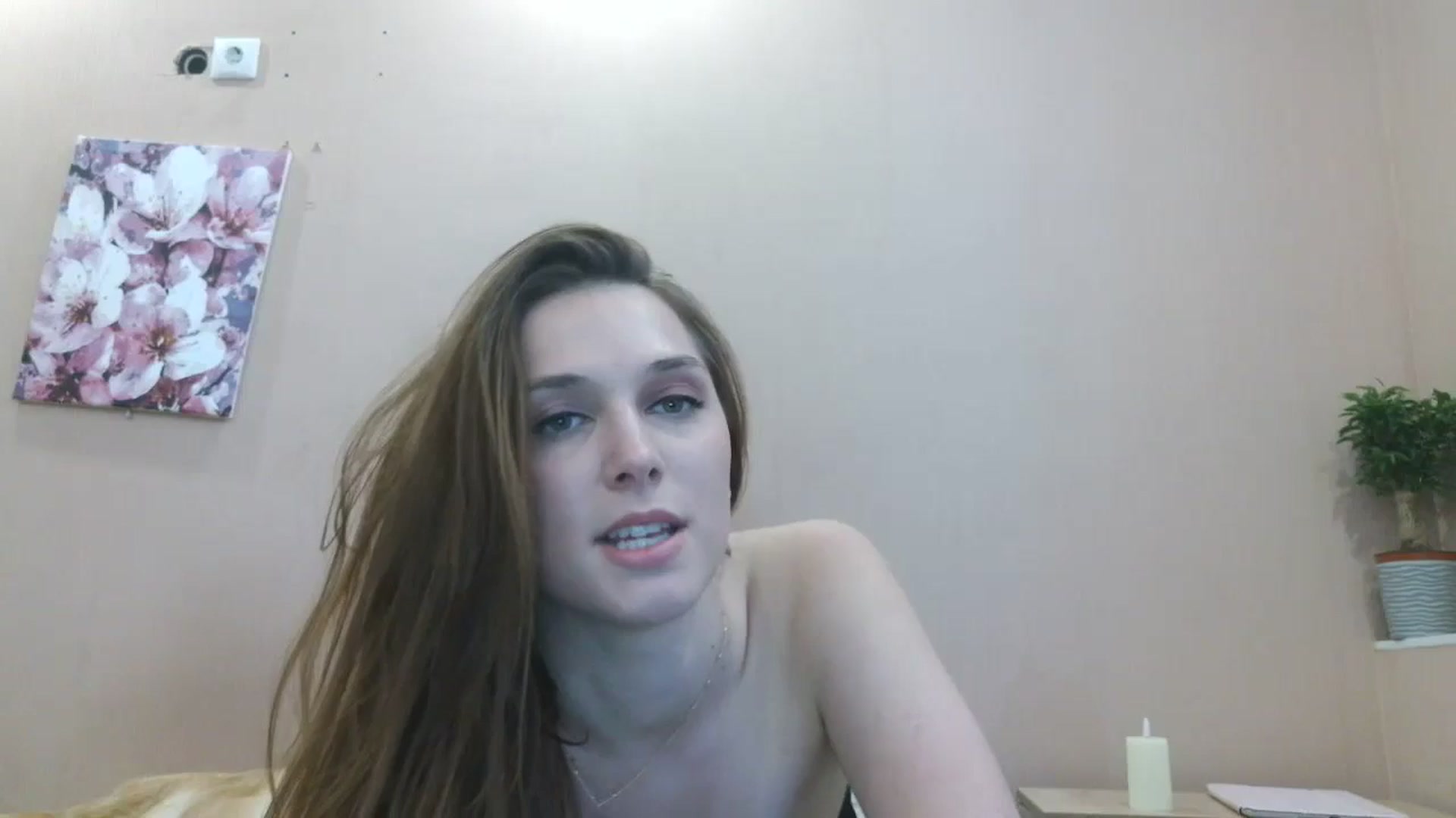 Gallery image thumbnail from HaleyReed's myfreecams stream on, 04/15/2025, 12:10 image 8 of 20