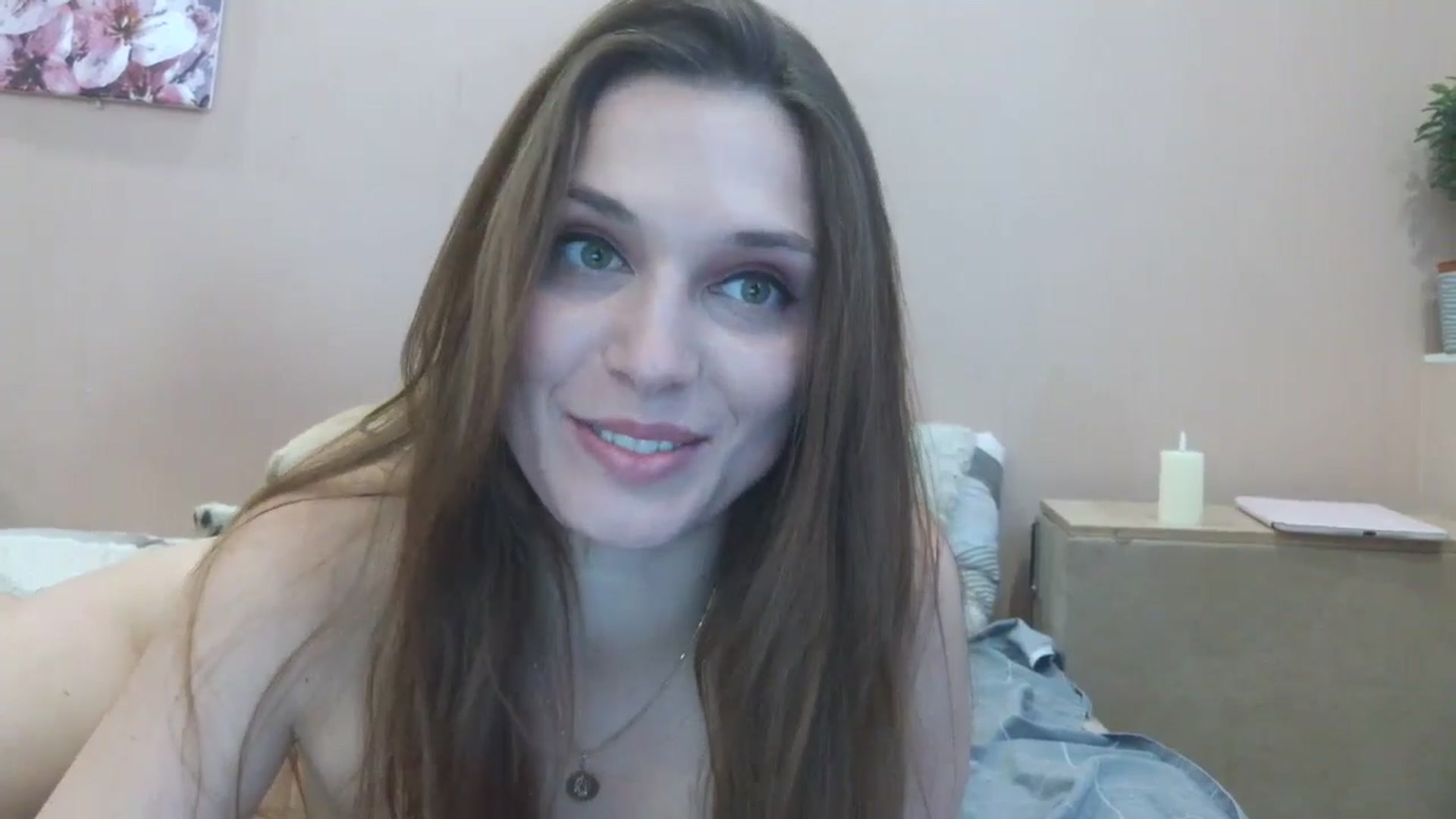 Gallery image thumbnail from HaleyReed's myfreecams stream on, 04/15/2025, 12:10 image 4 of 20