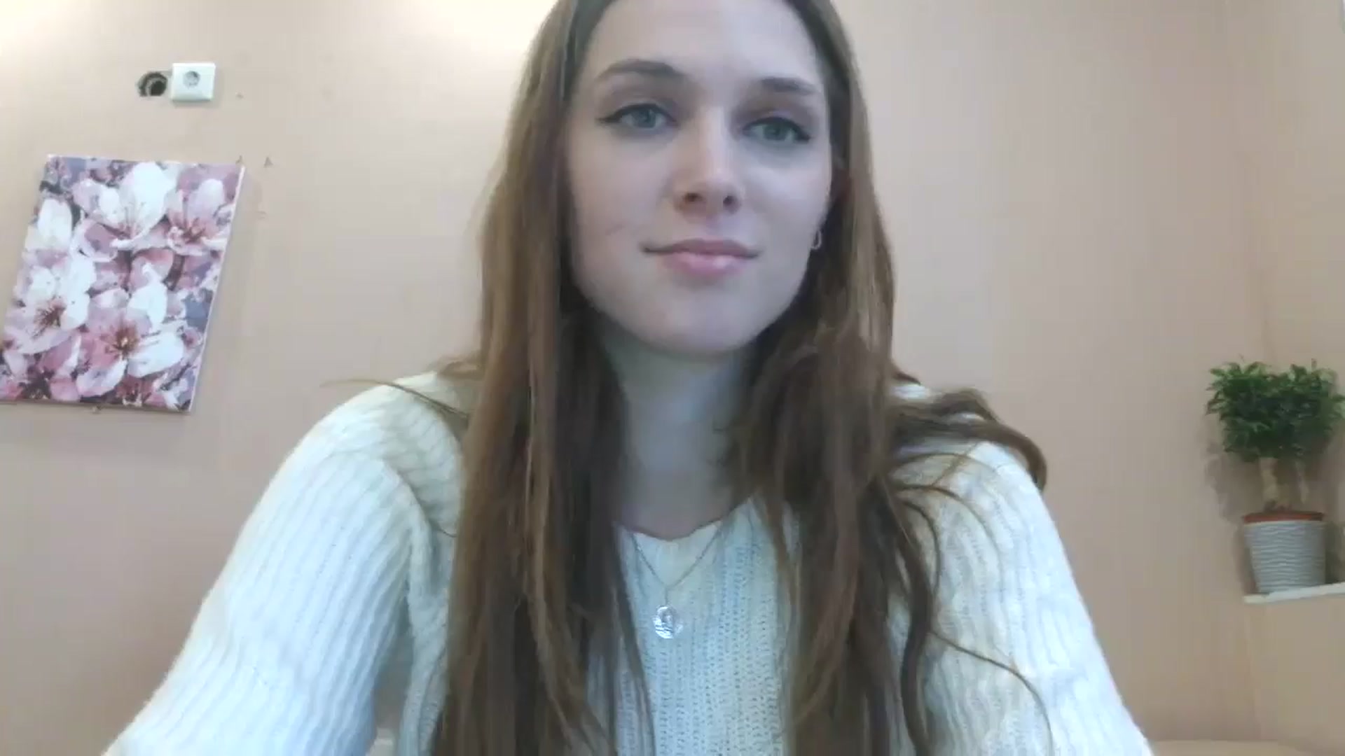 Gallery image thumbnail from HaleyReed's myfreecams stream on, 04/15/2025, 15:08 image 3 of 20