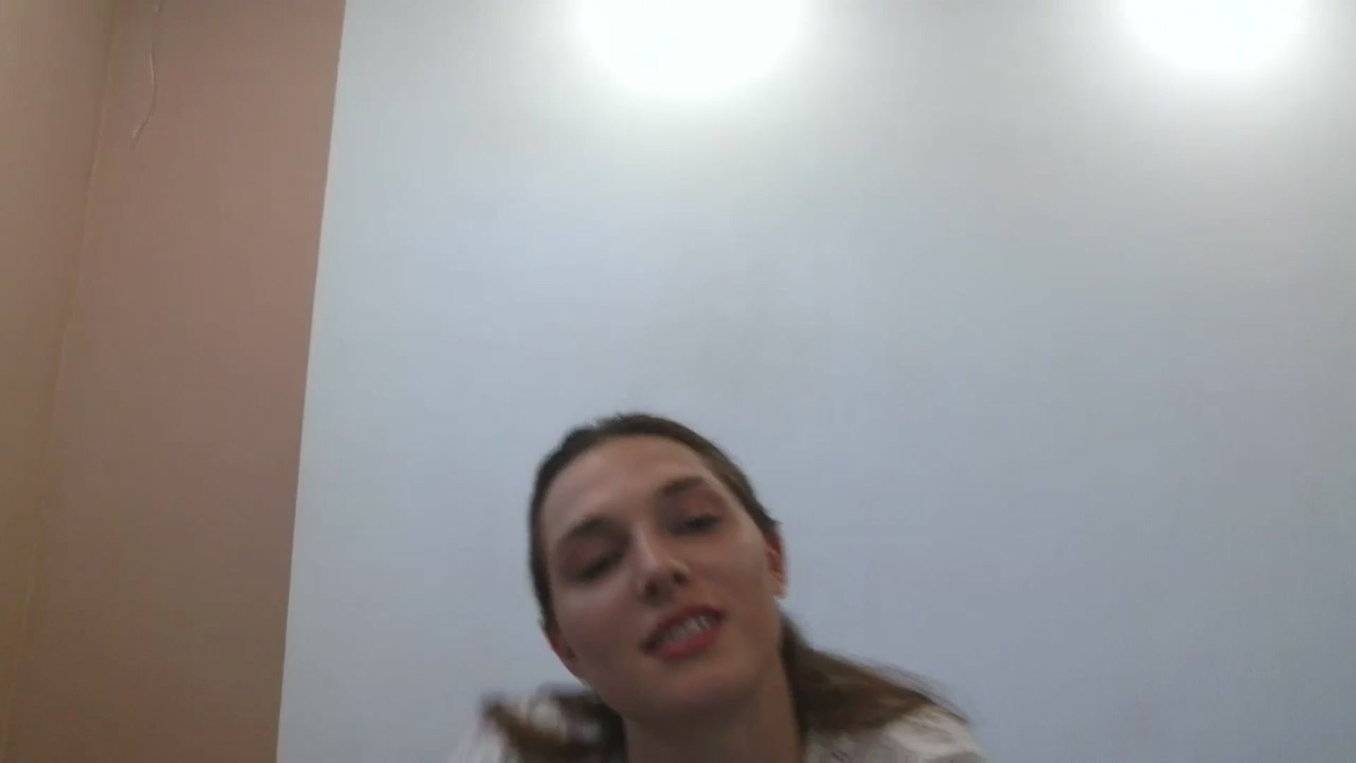 Gallery image thumbnail from HaleyReed's myfreecams stream on, 04/16/2025, 11:51 image 14 of 20