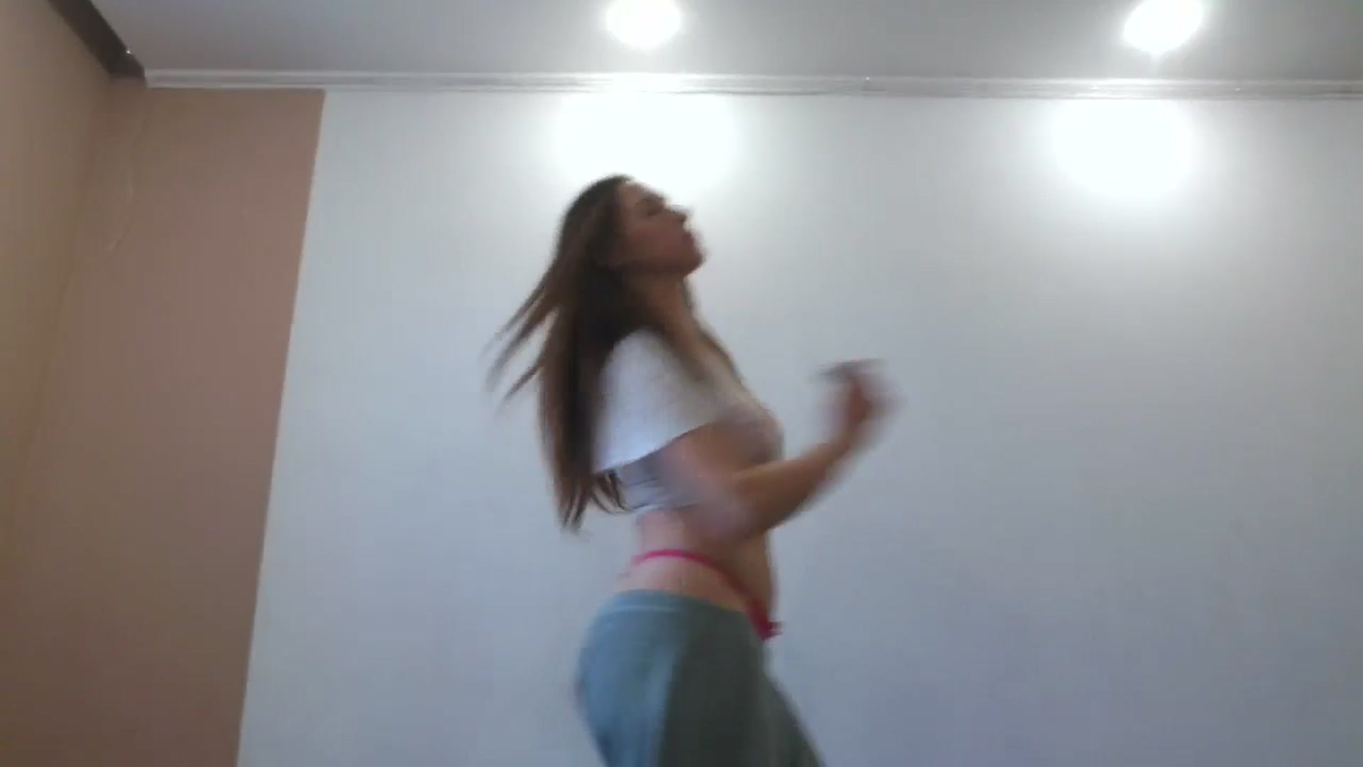 Gallery image thumbnail from HaleyReed's myfreecams stream on, 04/16/2025, 12:56 image 3 of 20
