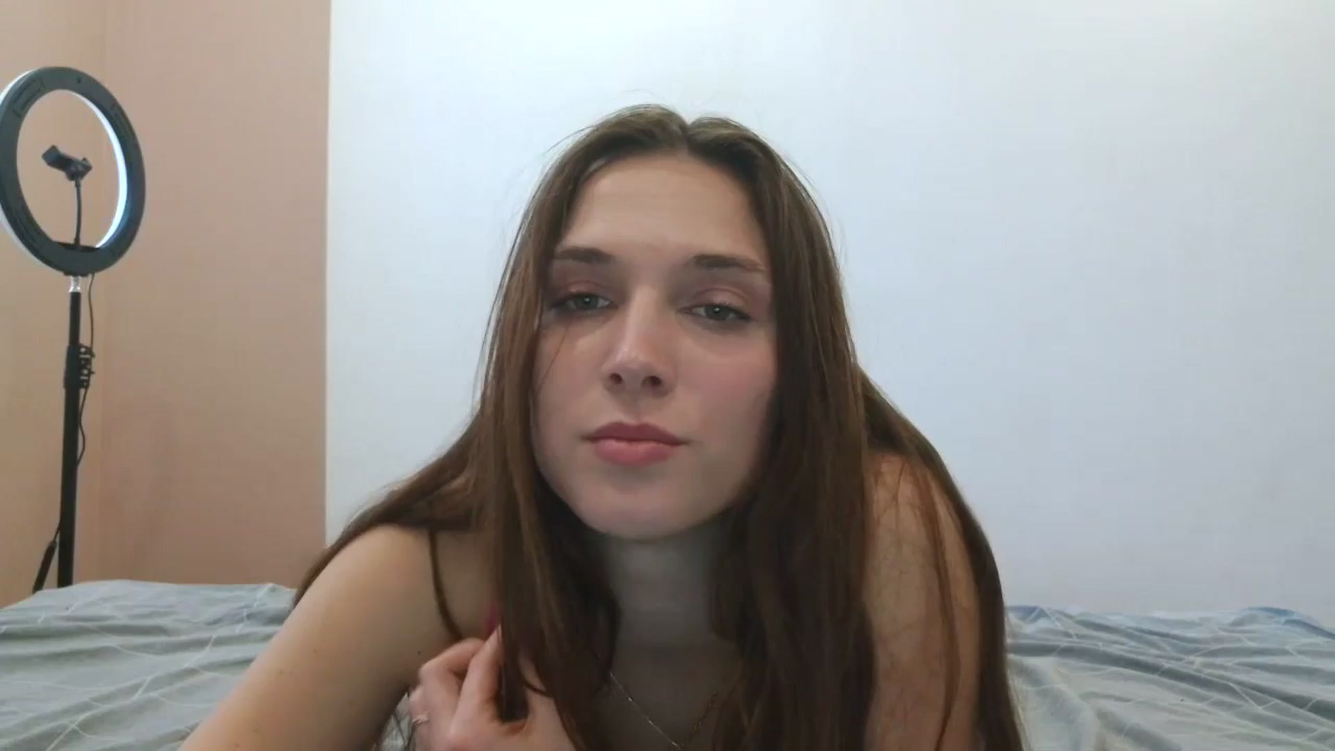 Gallery image thumbnail from HaleyReed's myfreecams stream on, 04/16/2025, 14:30 image 6 of 20