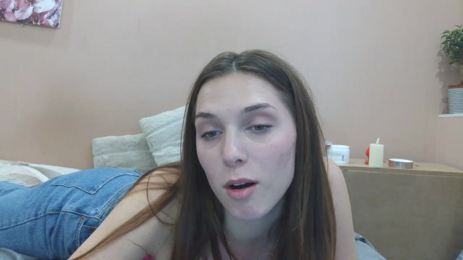 Gallery image thumbnail from HaleyReed's myfreecams stream on, 04/16/2025, 16:07 image 14 of 20