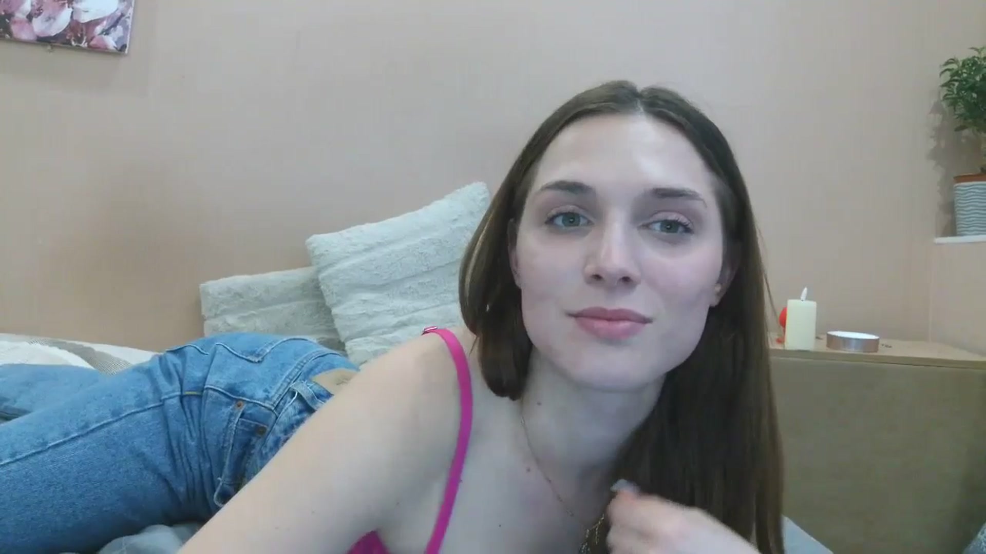 Gallery image thumbnail from HaleyReed's myfreecams stream on, 04/16/2025, 16:07 image 4 of 20