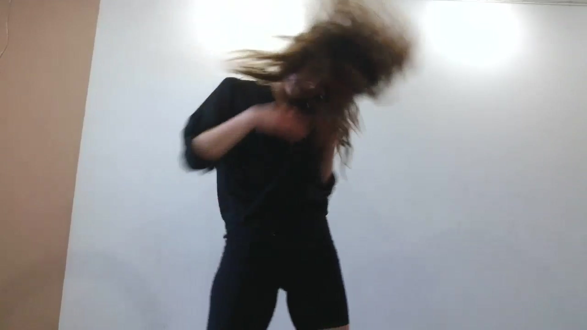 Gallery image thumbnail from HaleyReed's myfreecams stream on, 04/17/2025, 11:37 image 13 of 20