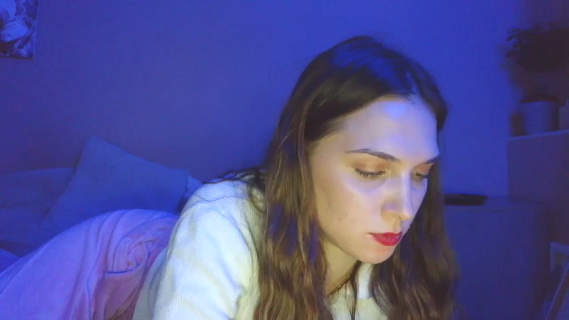 Gallery image thumbnail from HaleyReed's myfreecams stream on, 04/17/2025, 16:50 image 19 of 20
