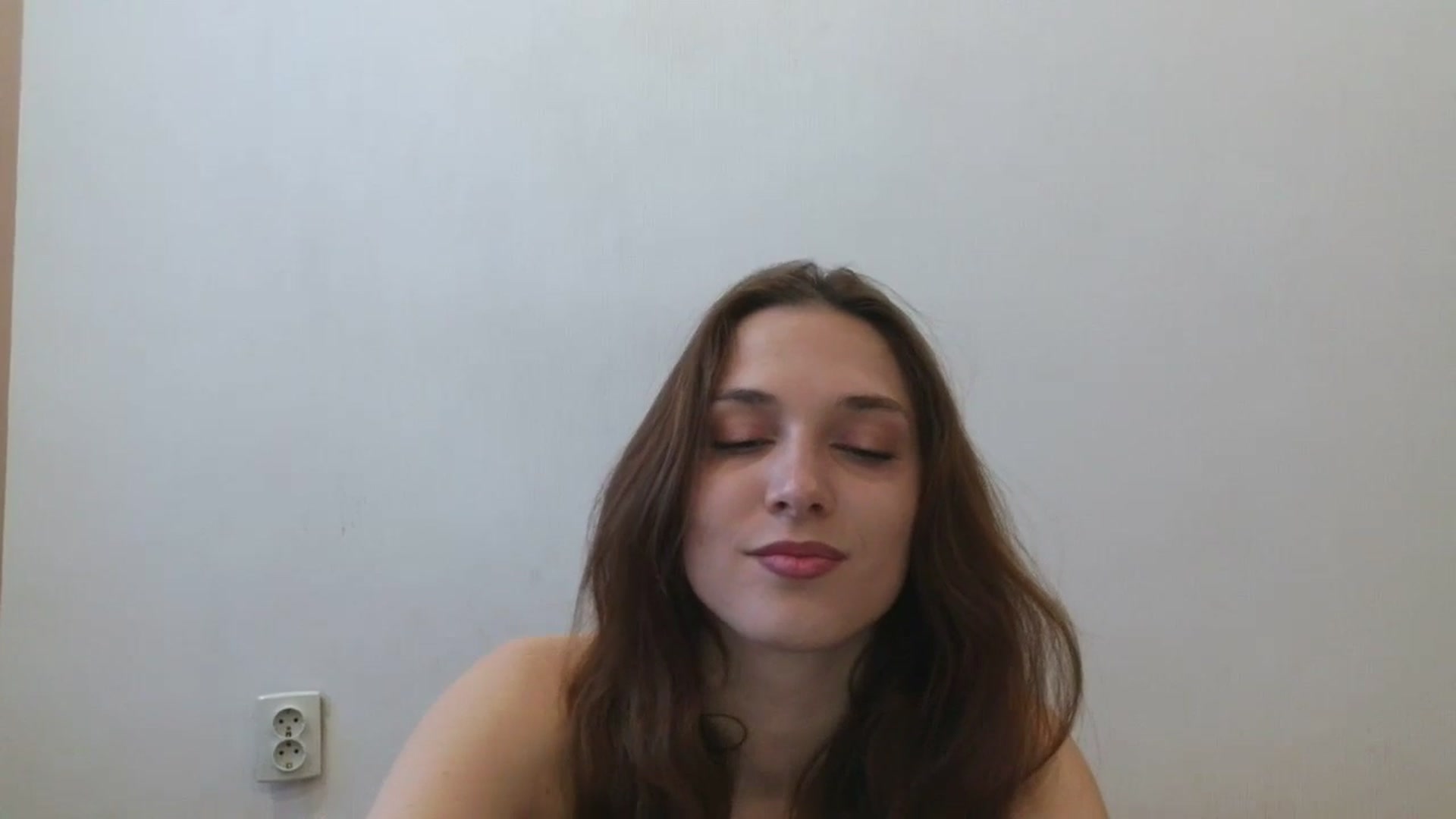 Gallery image thumbnail from HaleyReed's myfreecams stream on, 04/18/2025, 10:24 image 11 of 20