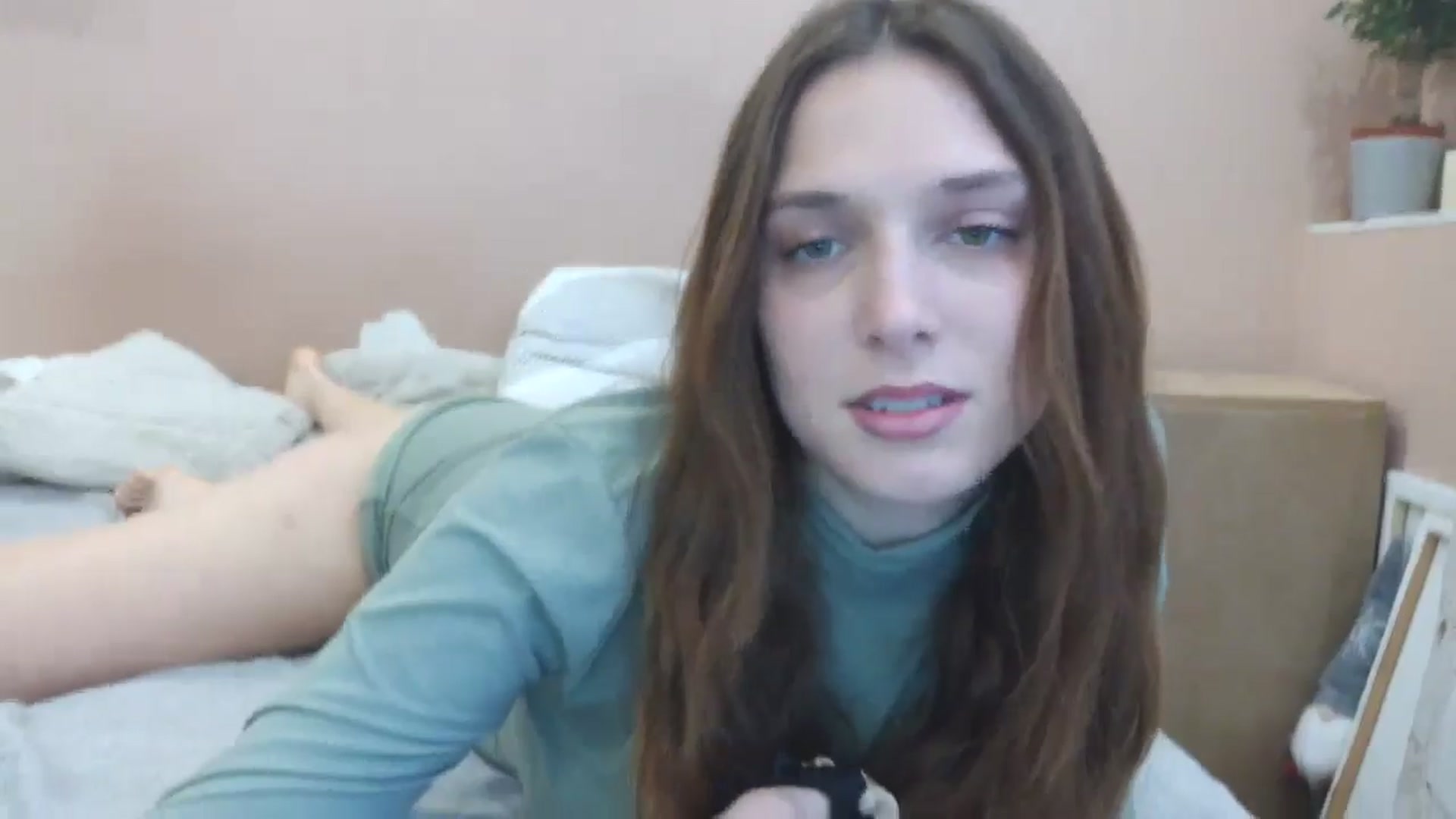 Gallery image thumbnail from HaleyReed's myfreecams stream on, 04/18/2025, 11:33 image 8 of 20