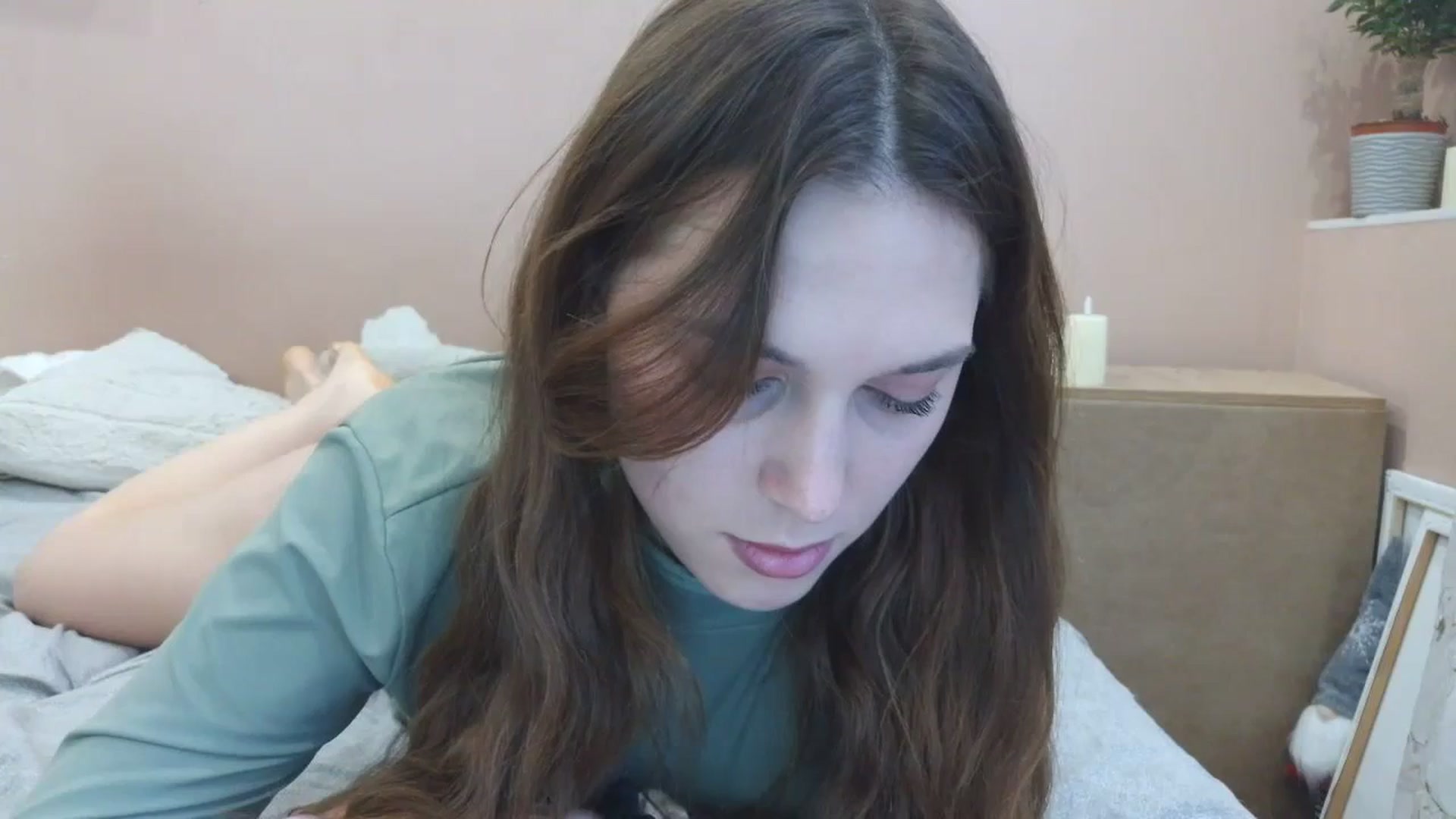 Gallery image thumbnail from HaleyReed's myfreecams stream on, 04/18/2025, 11:33 image 12 of 20