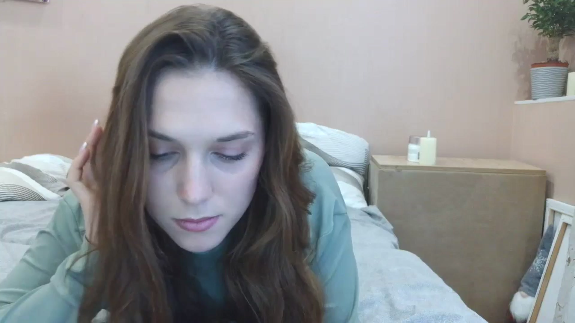 Gallery image thumbnail from HaleyReed's myfreecams stream on, 04/18/2025, 12:01 image 13 of 20