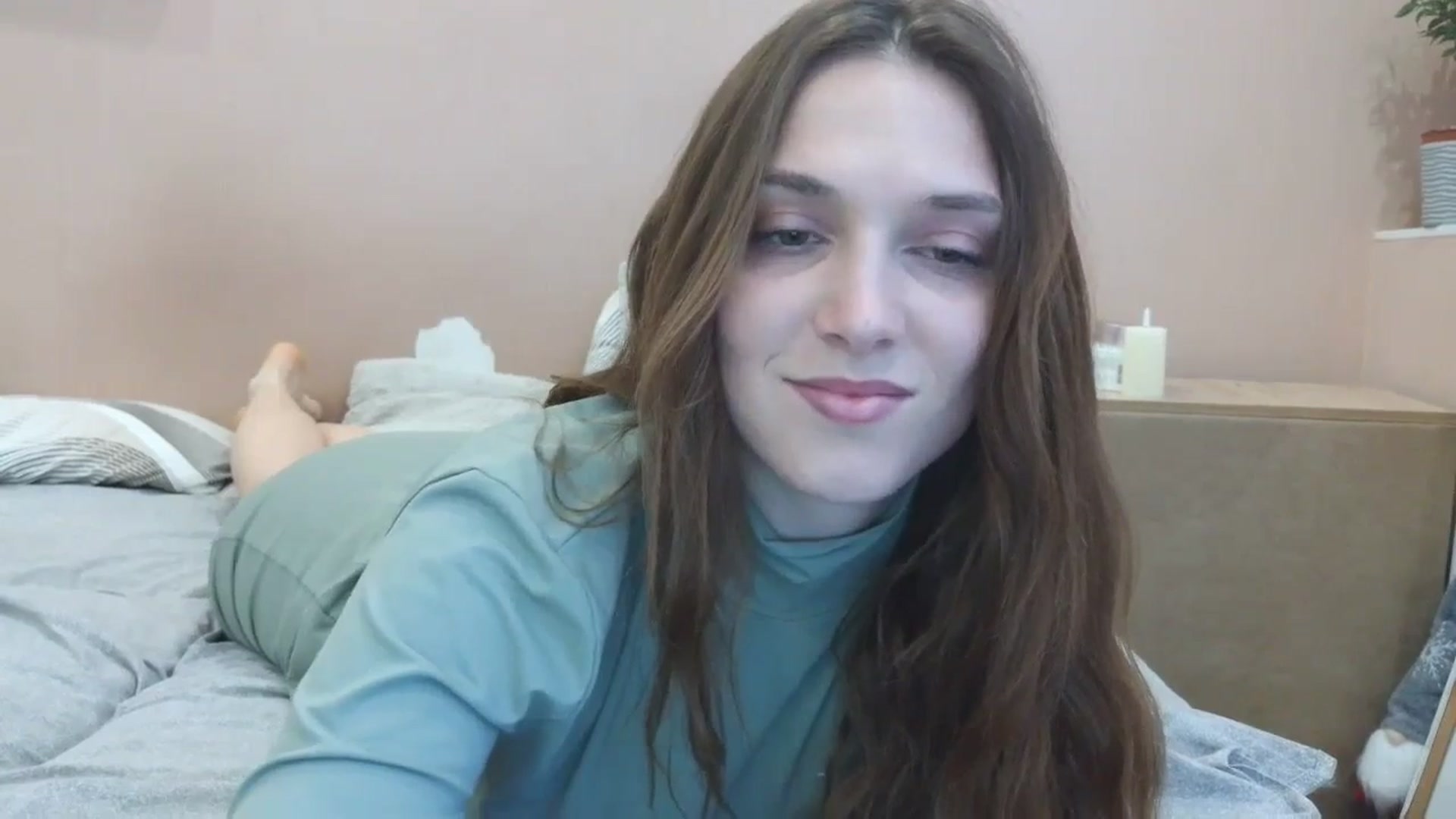 Gallery image thumbnail from HaleyReed's myfreecams stream on, 04/18/2025, 13:02 image 7 of 20