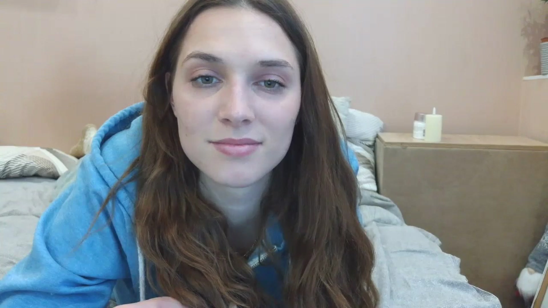 Gallery image thumbnail from HaleyReed's myfreecams stream on, 04/18/2025, 14:26 image 2 of 20