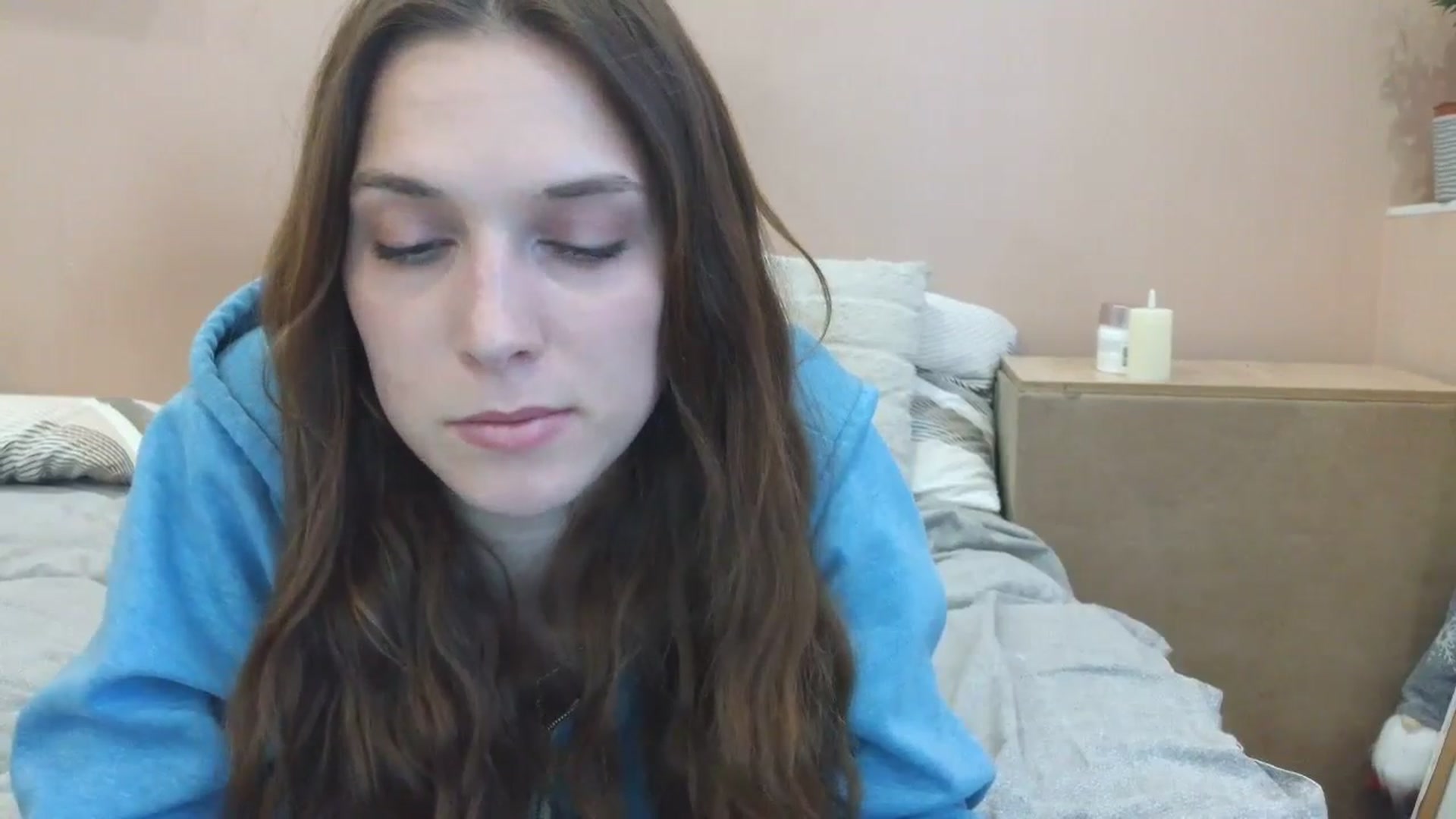 Gallery image thumbnail from HaleyReed's myfreecams stream on, 04/18/2025, 14:26 image 12 of 20