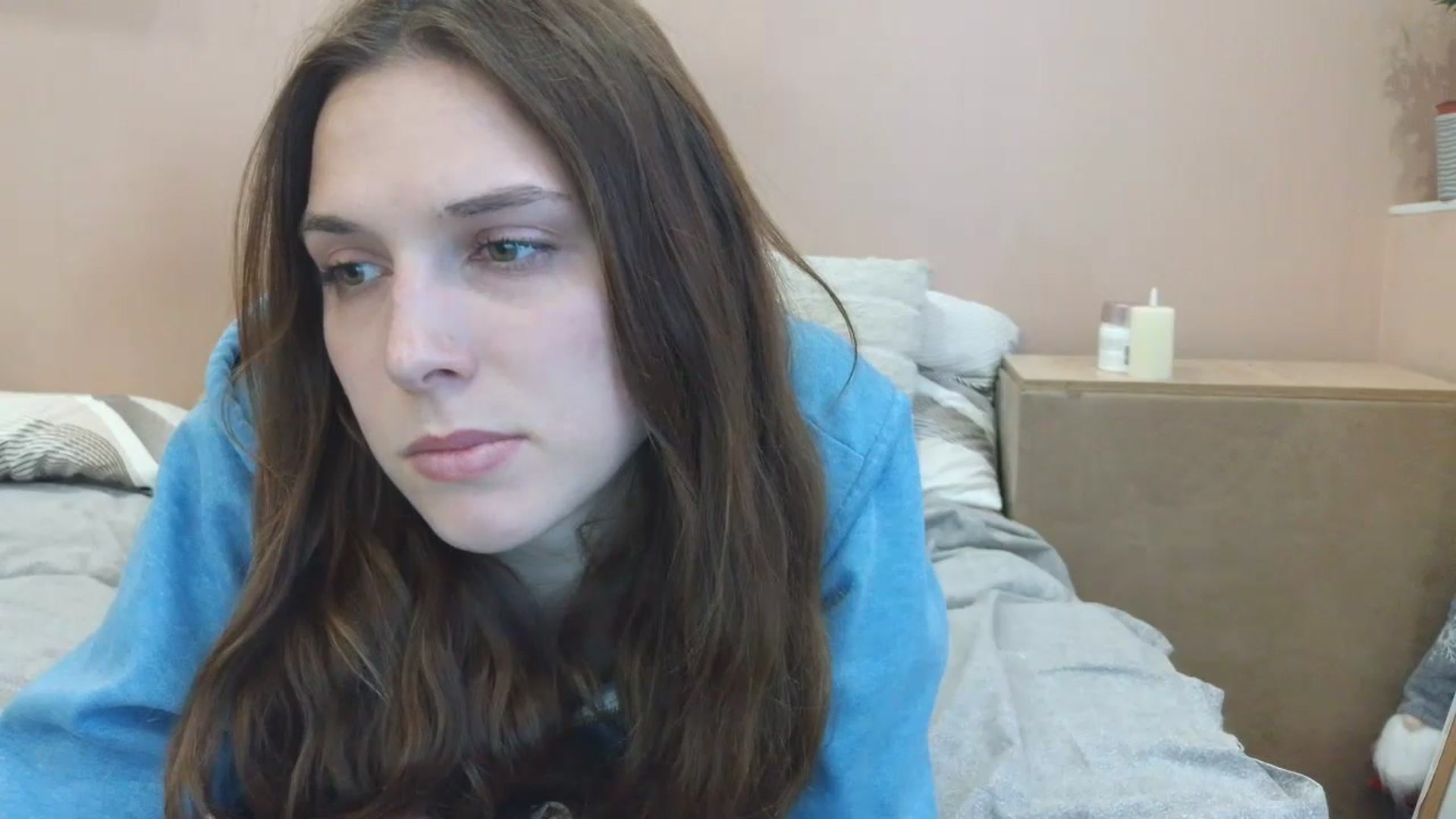 Gallery image thumbnail from HaleyReed's myfreecams stream on, 04/18/2025, 14:26 image 13 of 20