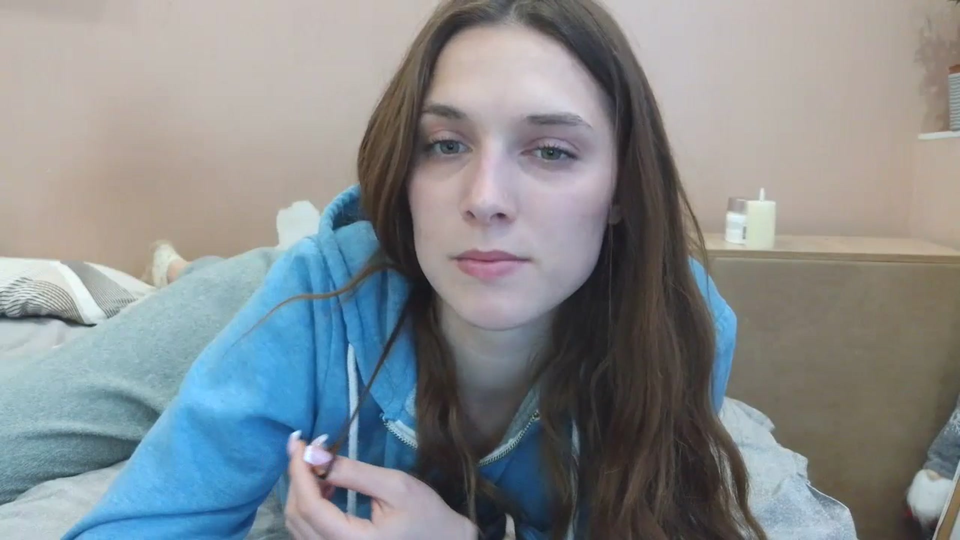 Gallery image thumbnail from HaleyReed's myfreecams stream on, 04/18/2025, 14:26 image 18 of 20