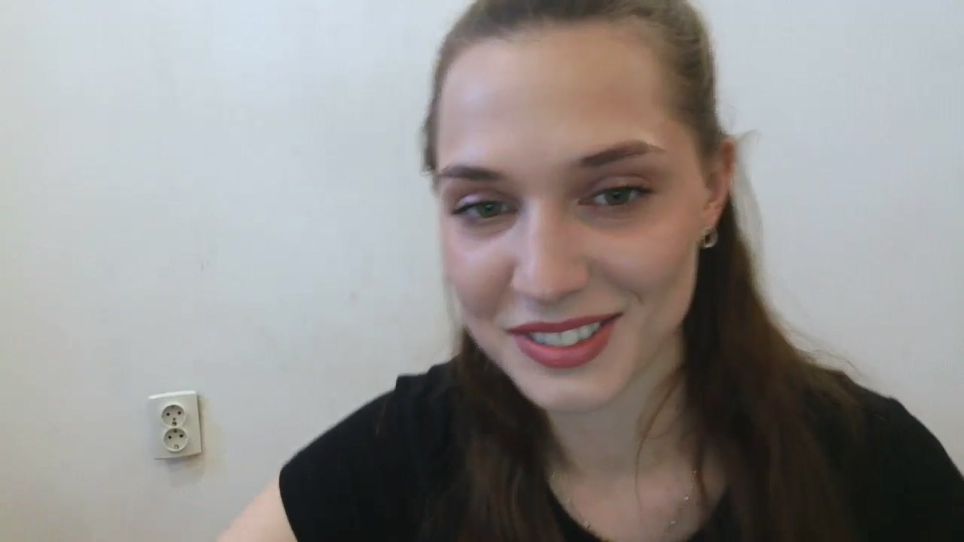 Gallery image thumbnail from HaleyReed's myfreecams stream on, 04/20/2025, 11:08 image 10 of 20