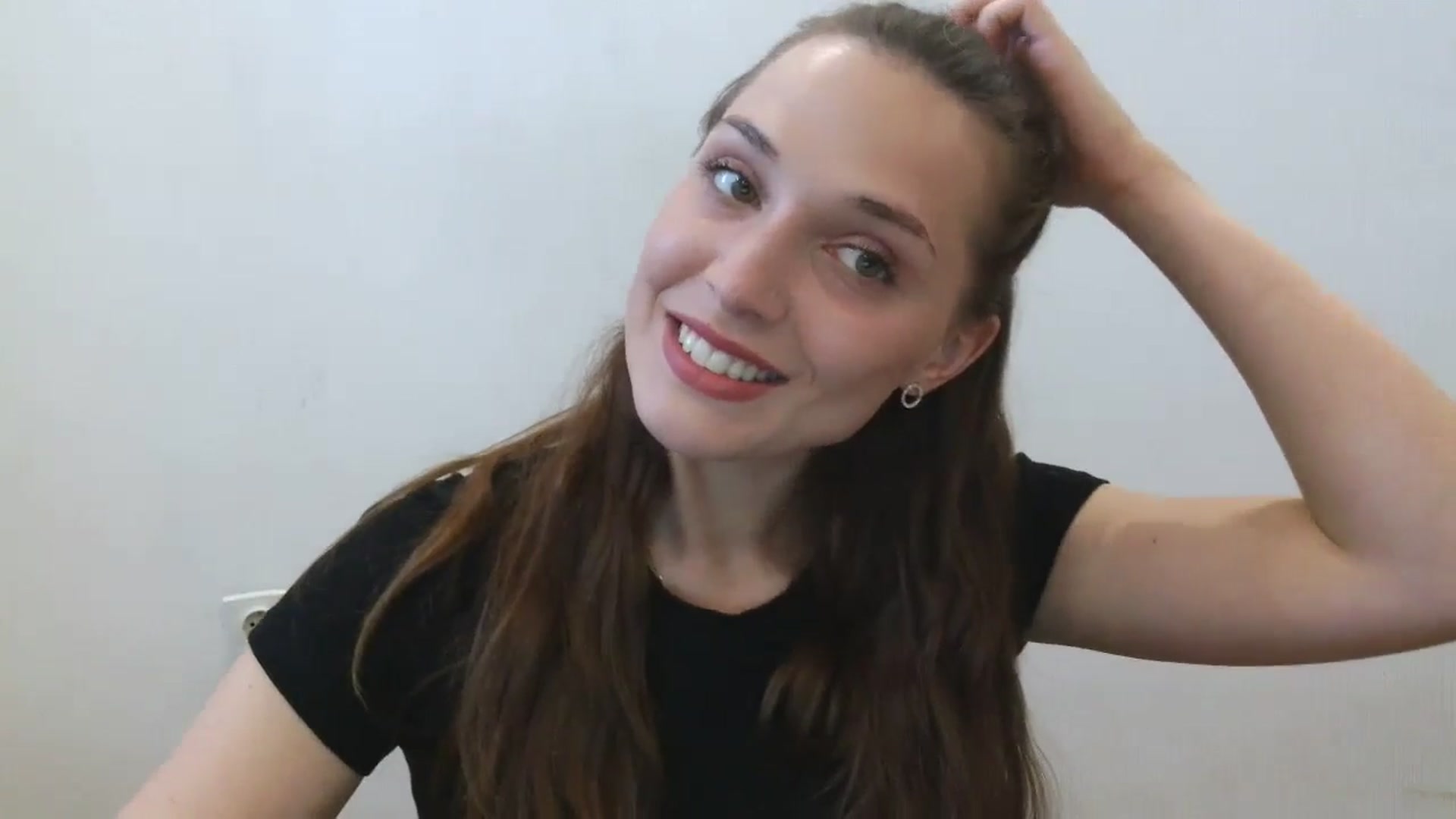 Gallery image thumbnail from HaleyReed's myfreecams stream on, 04/20/2025, 11:08 image 13 of 20