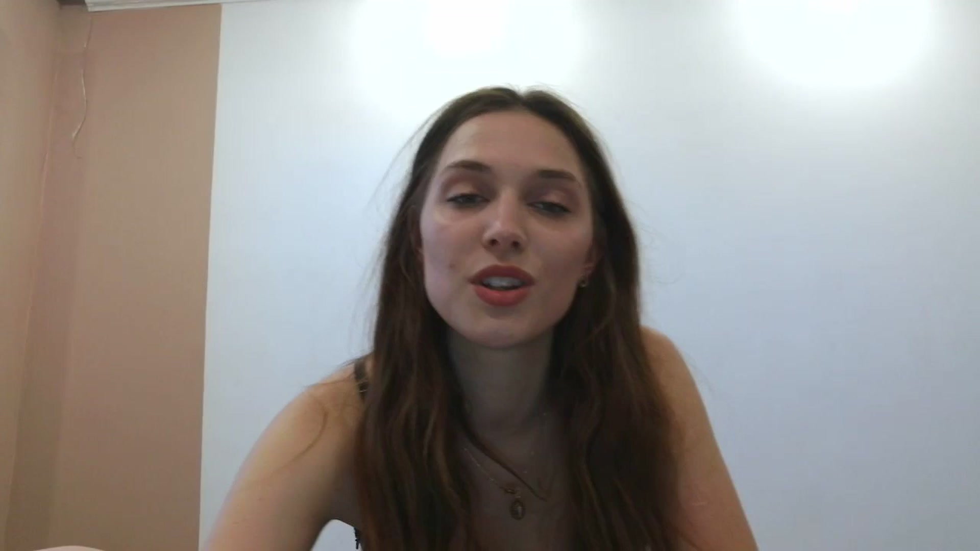 Gallery image thumbnail from HaleyReed's myfreecams stream on, 04/20/2025, 12:29 image 12 of 20