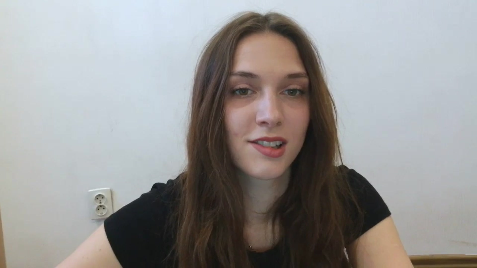Gallery image thumbnail from HaleyReed's myfreecams stream on, 04/20/2025, 12:29 image 3 of 20