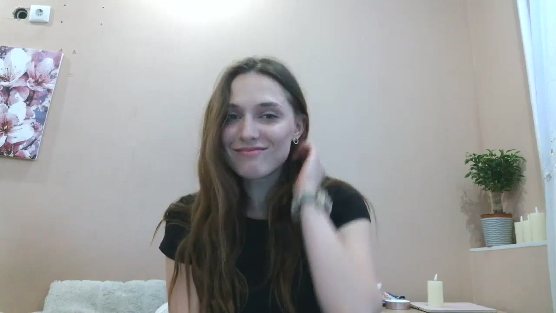 Gallery image thumbnail from HaleyReed's myfreecams stream on, 04/20/2025, 14:40 image 16 of 20