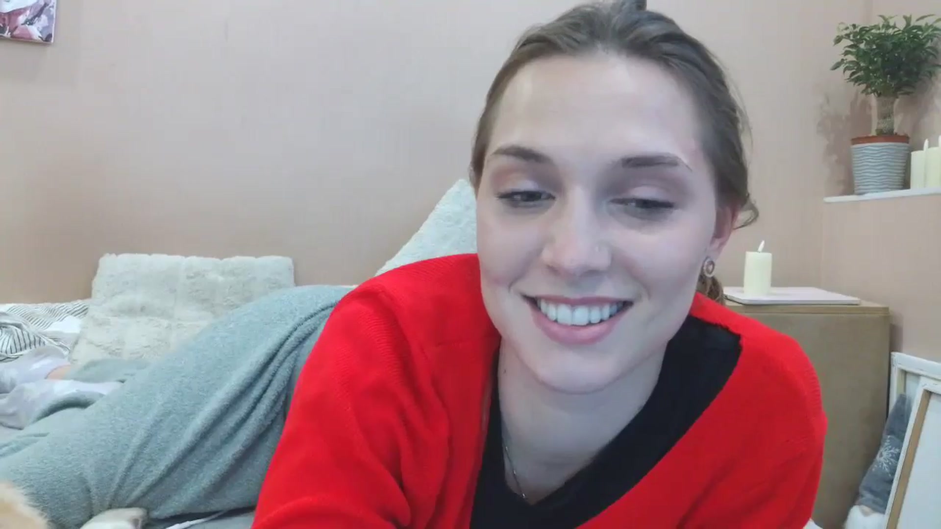 Gallery image thumbnail from HaleyReed's myfreecams stream on, 04/20/2025, 14:40 image 5 of 20