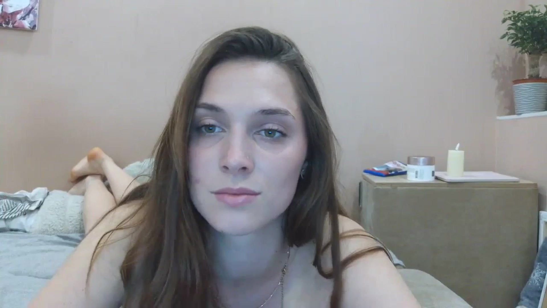 Gallery image thumbnail from HaleyReed's myfreecams stream on, 04/20/2025, 16:25 image 18 of 20