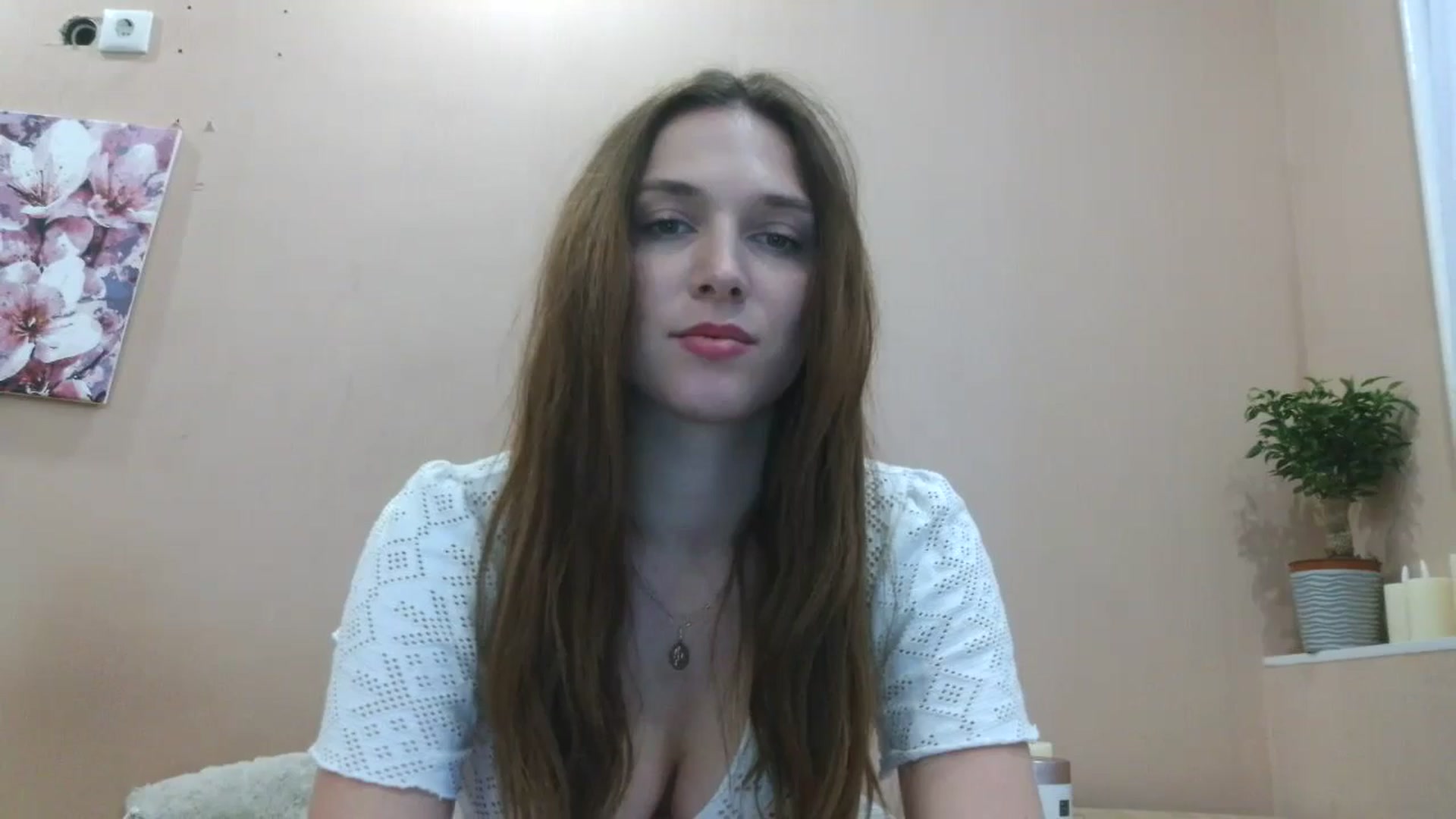 Gallery image thumbnail from HaleyReed's myfreecams stream on, 04/21/2025, 16:02 image 14 of 20