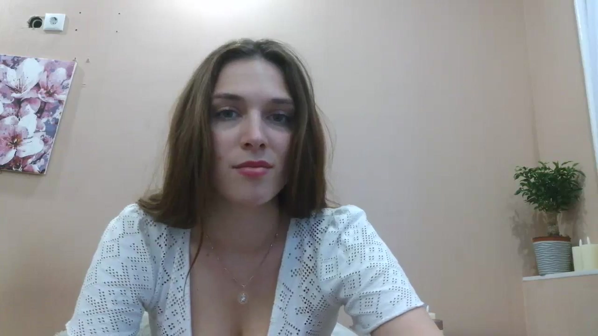 Gallery image thumbnail from HaleyReed's myfreecams stream on, 04/21/2025, 16:02 image 16 of 20